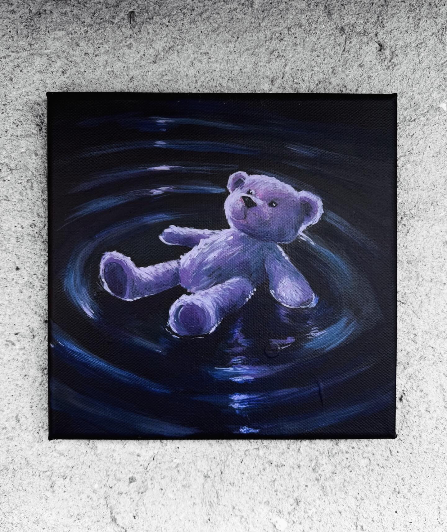 Na periférii hladiny 🌊 On the periphery of the water surface
acrylic on canvas, 20 x 20 cm
#bluepainting #teddybearonthesurface #teddybearpainting #surrealpainting
