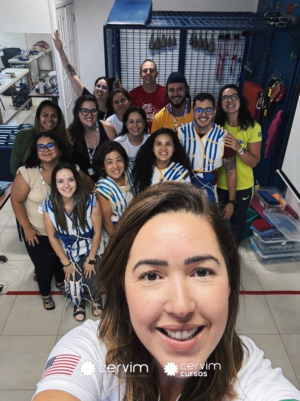 Dos stories para o feed. 💙
Um #TBT especialíssimo das turmas Therasuit Básico 2024 e Therasuit na Fonoaudiologia 2025, que relembram momentos de muito aprendizado!
Próximas turmas:
📅 29-31/05: Curso Método Therasuit Básico na Fonoaudiologia (destinado a fonoaudiólogos e estudantes do último período de Fonoaudiologia)
📅 01-05/06: Curso Método Therasuit Básico (destinado a fisioterapeutas, terapeutas ocupacionais e estudantes do último período de Fisioterapia e T.O)
📅 06 e 07/06: Curso Método Therasuit Avançado I (para quem se formou no método básico)
📅 08 e 09/06: Curso Método Therasuit Prático (para quem se formou no método básico)
Inscrições no link da bio!
#cursostherasuit #cervim20anos #therasuitmethod #therasuitbrasil
