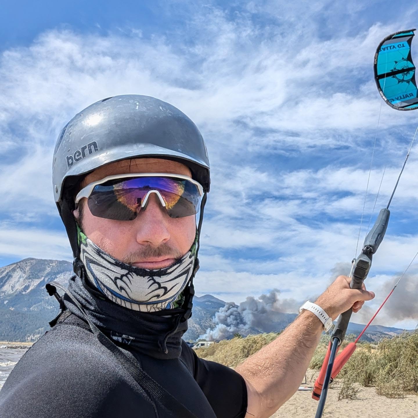 #fire in #WashoeValley while #kiting on #washoelake