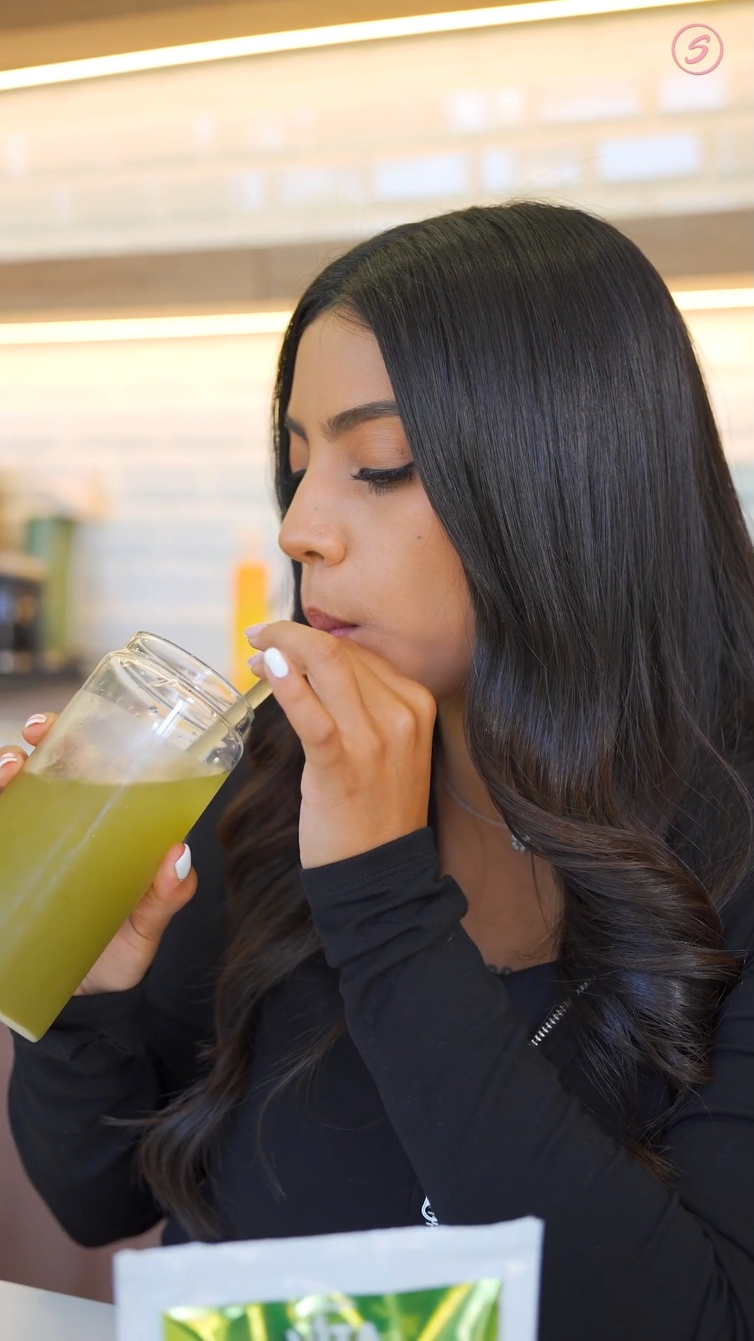 ¡Ligero, refrescante y perfecto para tu día! El batido verde Vita combina ingredientes naturales que ayudan a depurar y revitalizar tu cuerpo, sin azúcar añadida.
#scentia #scentiacentroamerica #bellezaempoderadora #scentiacontigo #protección