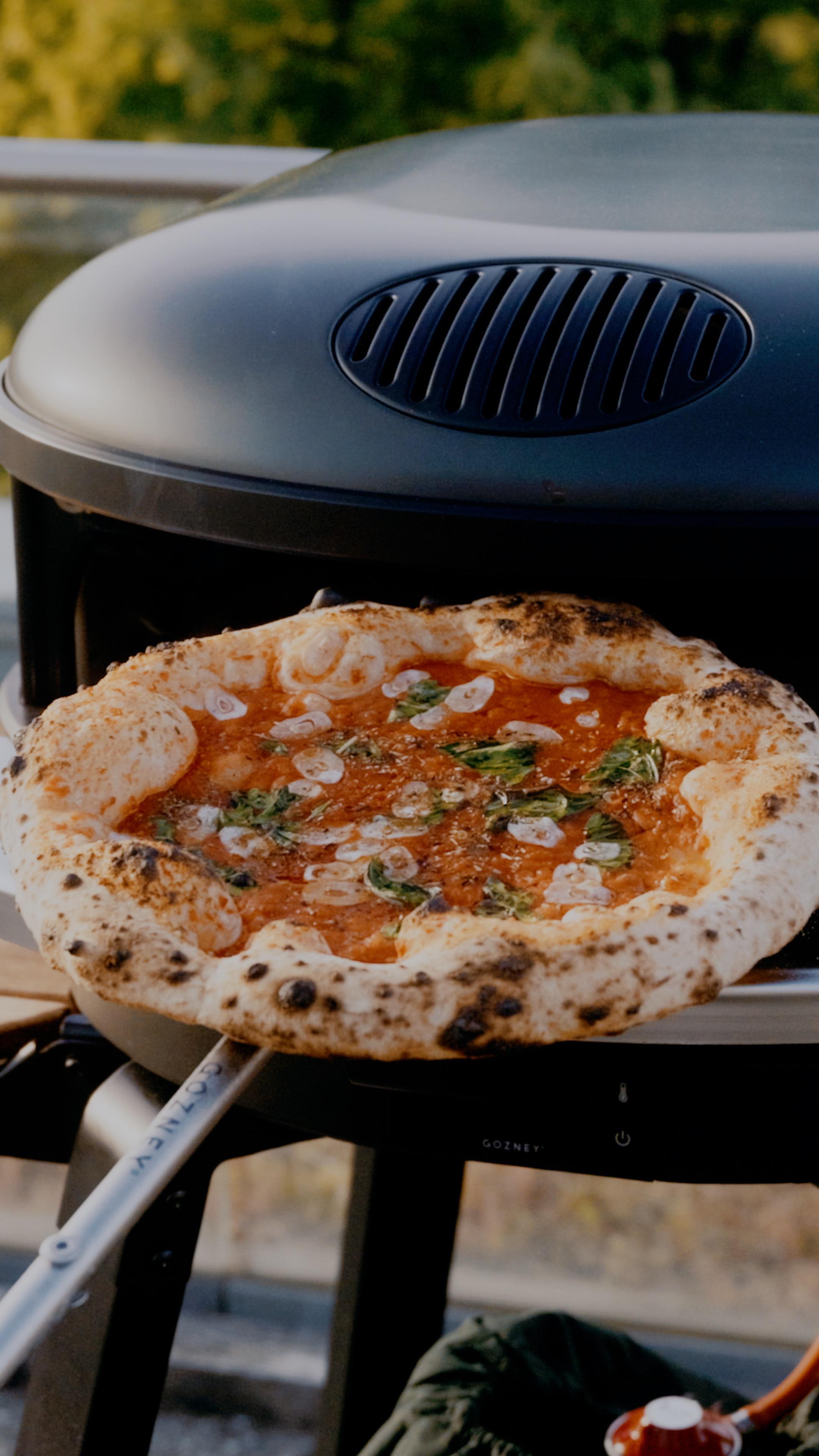 If you’re new here, hi I’m Rene.
A filmmaker and baker obsessed with fermentation, flavour and understanding how simple ingredients can become something special with time.
Skateboarding & snowboarding shaped how I see things… patience, repetition, failing, trying again… and that mindset carried into how I bake and create.
Sourdough isn’t a flavour, and it doesn’t need to be sour. It’s a process. Given time, wild yeast and bacteria transform flour into something lighter, tastier and more digestible. The dough builds strength, flavour and balance long before it ever hits the oven.
If you’re just starting (or want to go deeper), I’ve put together a full guide on neo-Neapolitan sourdough pizza including how to make a starter from scratch so you can begin properly.
It’s completely free.
Just like this post and comment “Sourdough” and I’ll send it to you via DM.
Happy Friday 🤗