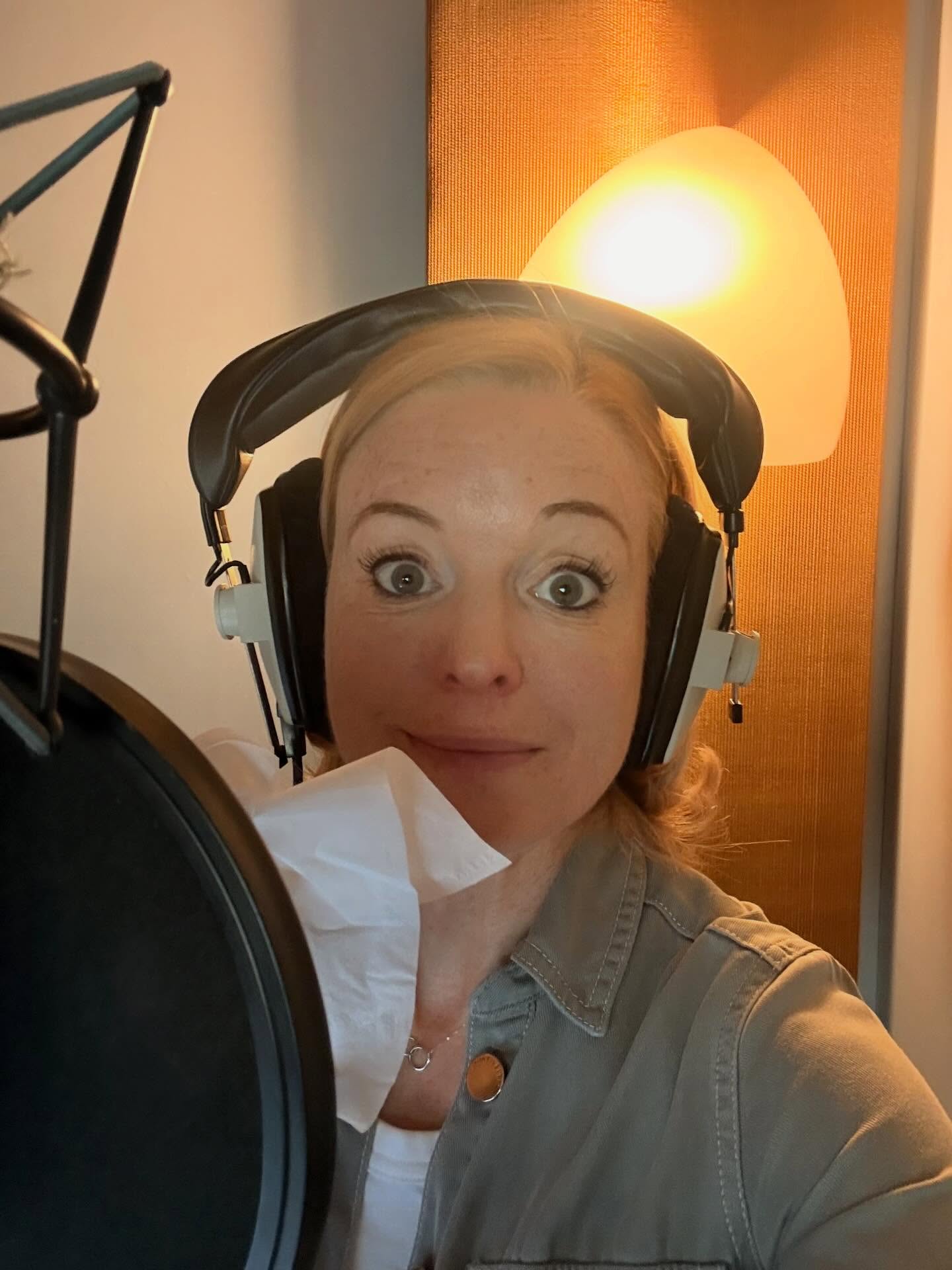 The Voiceover with that dreaded cold!
Many of us have spring colds or hay fever at the moment so how do we make the VO still sound ok?
Here’s a few tips:
1. Hydrate! We want to be hydrated all the time but particularly when you are unwell. Any medication that you take to dry up your sinuses will dry up all of you so make sure you are drinking plenty of water well in advance of your session!
2. Warm up. Coughing and sneezing can put strain on your delicate vocal folds causing inflammation. Warm up gently with some humming or blowing/humming through a straw so as not to add strain.
3. Saline nose spray can be affective at clearing mucus or pollen from your sinuses. Non medical and gentle.
4. Steam. Either with your head over a basin or with a vocal steamer, this helps add moisture to your dry throat and nose cavities.
And finally, know your voice and know your health. Sometimes we just can’t do it. We’re too croaky or feel too poorly and that’s fine. Agents and clients know we are people and people get ill. 🤷🏼♀️
Sometimes you are better to ask for the session to be rearranged than go in with a bad voice and risk the job being unusable.
Looking after your vocal heath at all times will help you when you’re unwell.
#voiceover
#voiceoversactors
#voiceovertraining
#voicereels