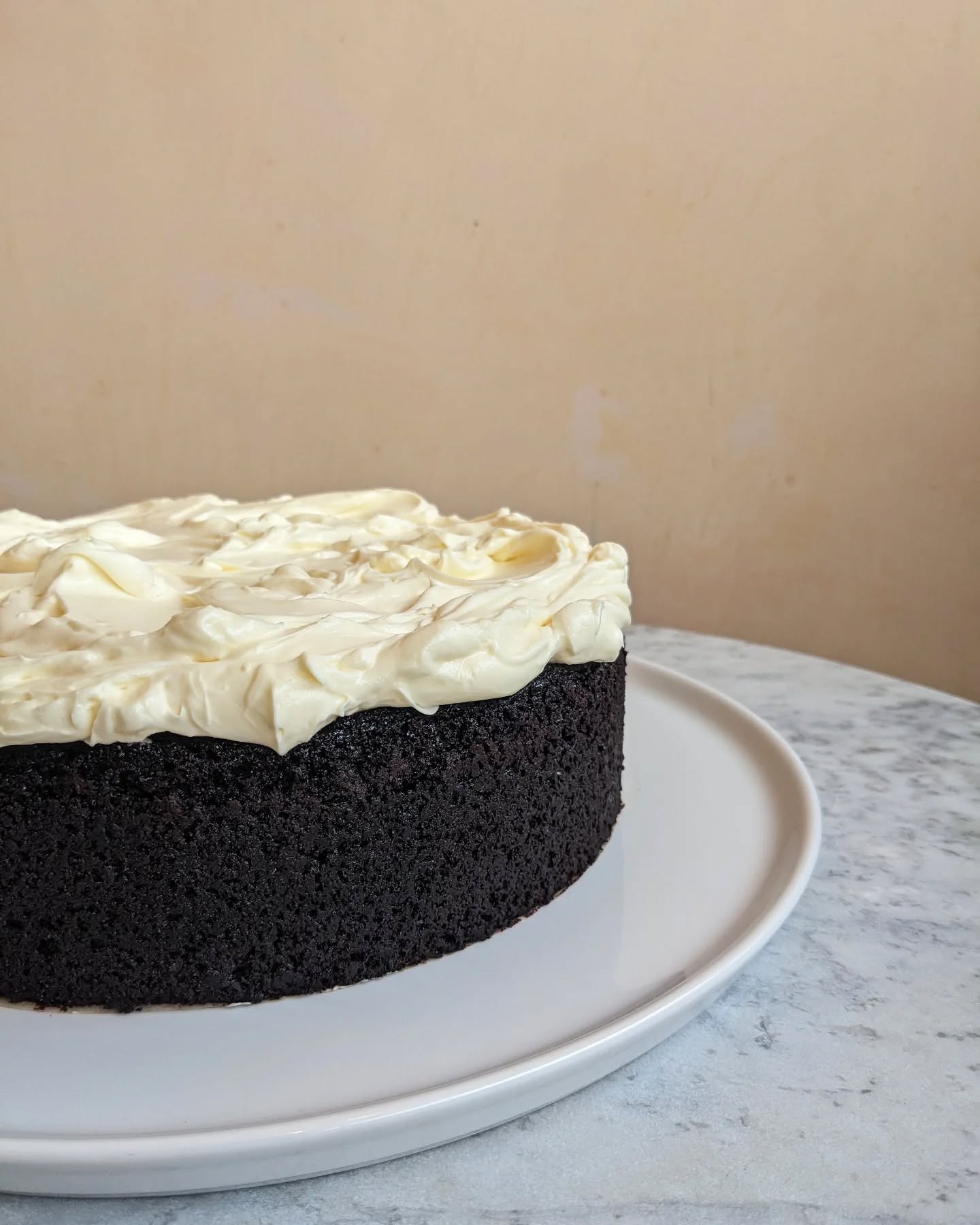 It's the weekend, which means time for Chocolate & Guinness Cake...perhaps?
@visitarundel @tarrantstreetindependents @discover_sussex @sussexstories @experiencesussex @sussexexclusive #cafeandbakeryarundel #arundelwestsussex #coffeeshoparundel #cafeandwinebar