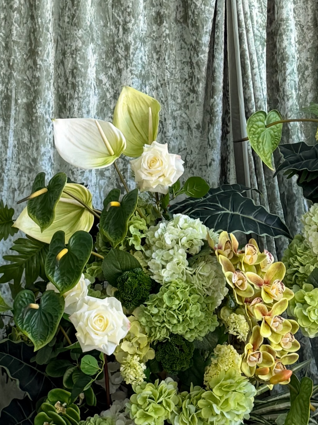 Layers of green, rich texture, and intentional design 🌿✨
We are not just another event company… we create MAGIC ✨💚