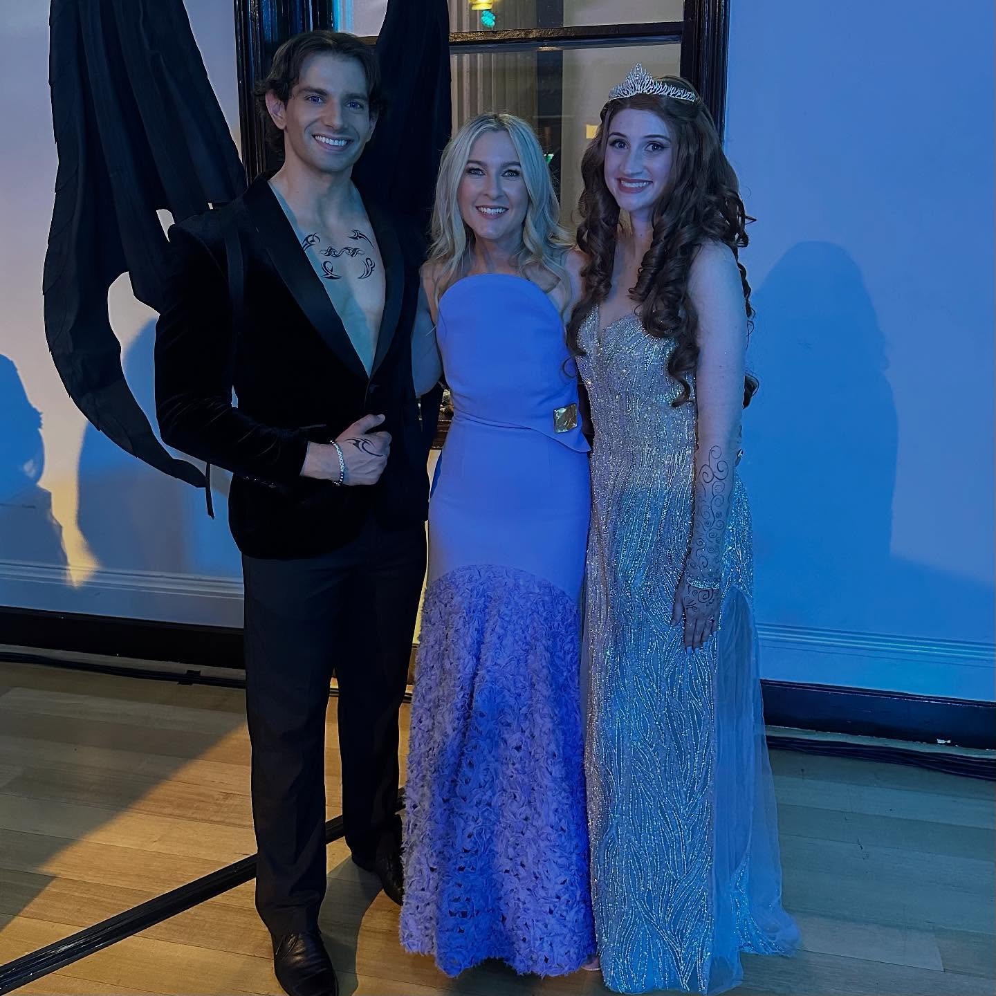 It’s taken me over a week to unpack, close down, and recoup!! I’m finally getting a moment to look back at Melbourne. What a feeling. I had a dream to attend a fantasy event in Australia (after reading and falling in love with ACOTAR); I just never imagined that it would be me hosting ♥️. But here we are the end of 2024. I’ve issued over 3,000 tickets this year to different events Some were free catch ups and others gala balls .. and there was everything in between! Over 20 events in 2024 where I threw my absolute heart and soul into my Celestial community, trying to fill a gap that I felt needed filling. I wanted an event series so different to the fashion community I was used to. I wanted events where you feel welcomed … like walking into a room catching up family and loved ones with people who accept you with all your quirks. The Melbourne ball was the pinnacle event of the year. Over 800 guests. It was pure magic, and the constant heartfelt messages from lovely souls who feel found, from new friends who feel valued and from beautiful people who now feel seen. It’s been a pleasure to share and be with you all. Have I learnt a lot … oh my gosh .., yes. I learn from this community every day. I am humbled and inspired constantly and am lucky to have found them all. Look out 2025 - thou shall not fear. ✨
#ACOTAR #starfallball #dreamsdocometrue #bookish #giveitago @celestialevents.com.au