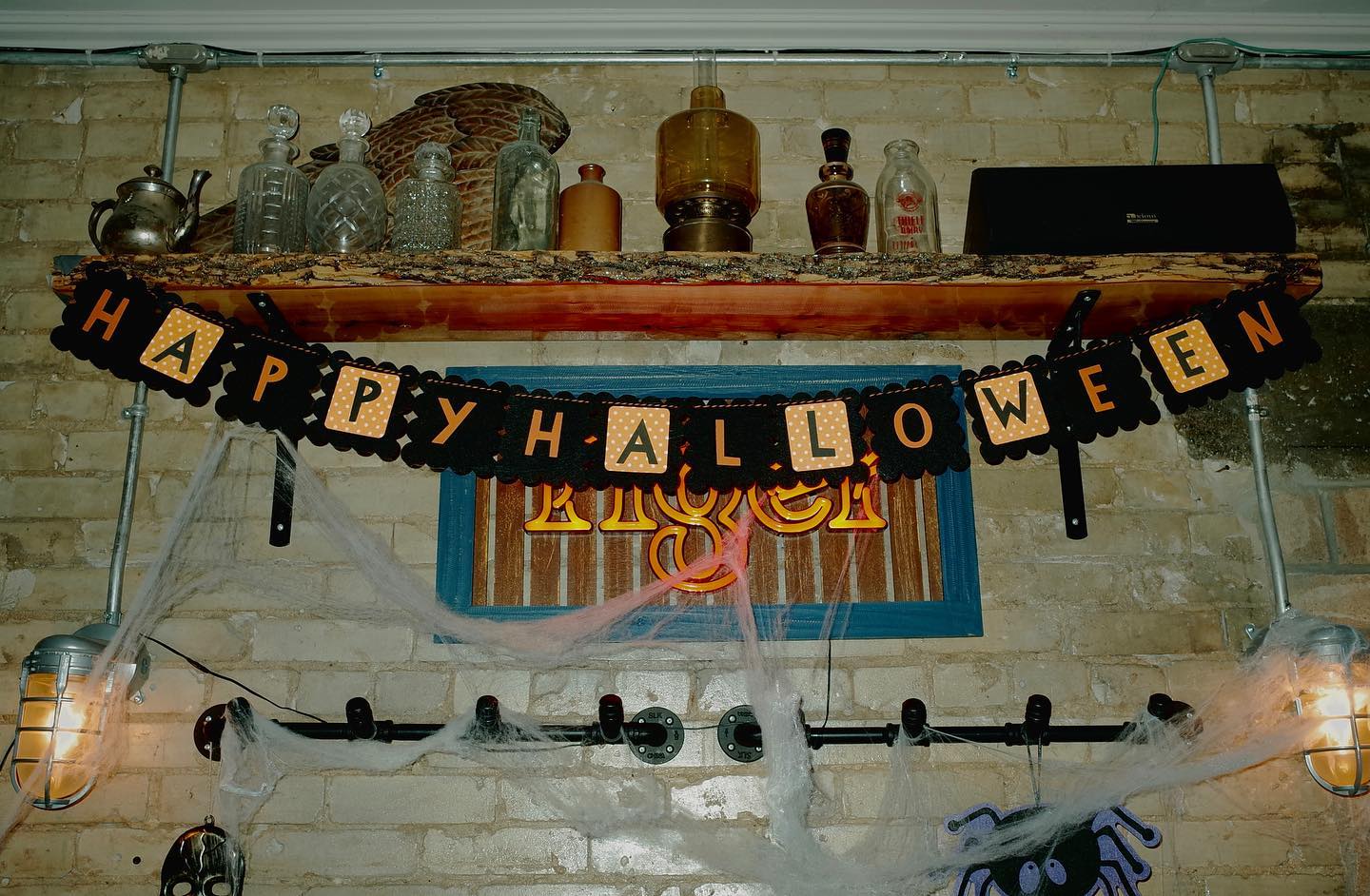 Thank you guys for coming and showing your Halloween spirits!
We wish to see you soon!!
🎃🎃🎃