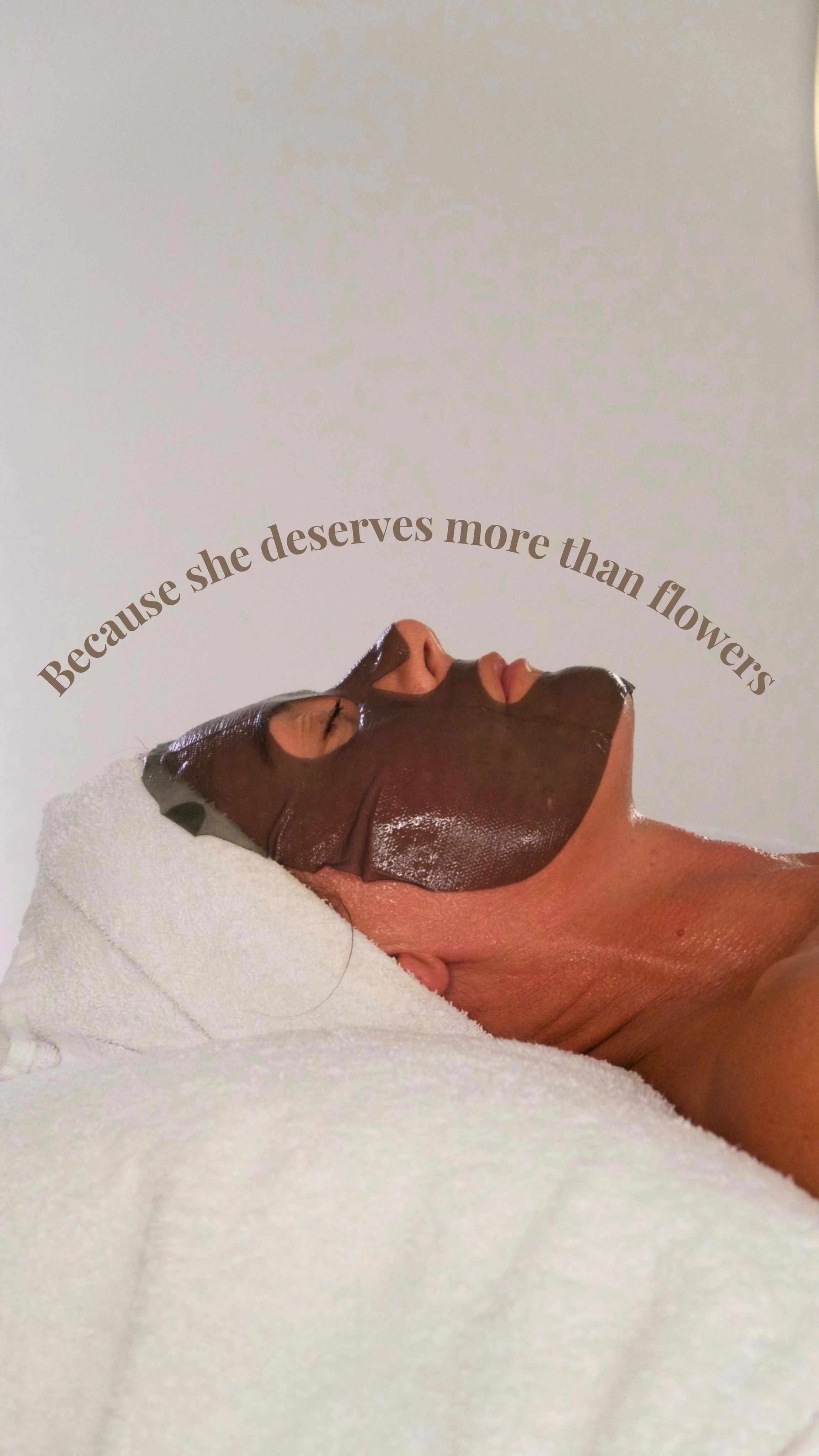 Because she deserves to feel truly looked after…
Our Mother’s Day Packages are now live — a curated blend of hair, skin and pure relaxation, created to give her the pampering she rarely gives herself.
Every package includes a complimentary glass of bubbles on arrival, setting the tone for a moment that’s all about her 💌
Whether it’s glowing skin, fresh hair or an hour of quiet indulgence, our experiences are designed to help her switch off, reset and feel cherished.
Bookings are now open. Treat Mum to the luxury she deserves.
#indiemane #portstephenshairdresser #salon #hair #raymondterracehairdresser