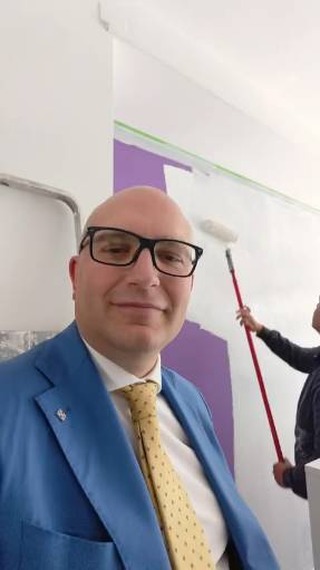 “Ma che sta succedendo?” 🤔
Me lo state scrivendo in tanti oggi.
E vi capisco.
Perché quello che vedete…
è solo un pezzo.
Ma sotto c’è molto di più.
❌ Non è un cambio colore
❌ Non è un restyling
❌ Non è marketing
È un cambio di livello.
📅 14 aprile
Segnati questa data.
Perché da lì in poi…
non sarà più come prima.
👀 Stay tuned
—
Ranieri Fochi
Team Fochi
Dal 2004, tutta un’altra casa
#teamfochi #immobiliarepisa #venderecasa #casapisa #realestateitalia #pisa #casando #casa #novità