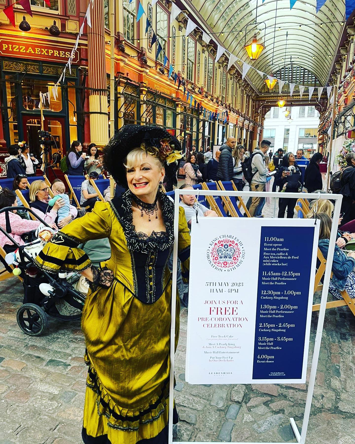 Hereās my 6 monthly social update on client workā¦
š· are from the events and installs for Leadenhall Market.
Not pictured are promotional video scriptwriting, rebrand work, workshop facilitation, database review and analysis and most recently joining the marketing and communications committee for the @passagecharity. And lots more besides!
I probably need to post more regularlyā¦
#clientwork #freelancer #communicationsconsultant