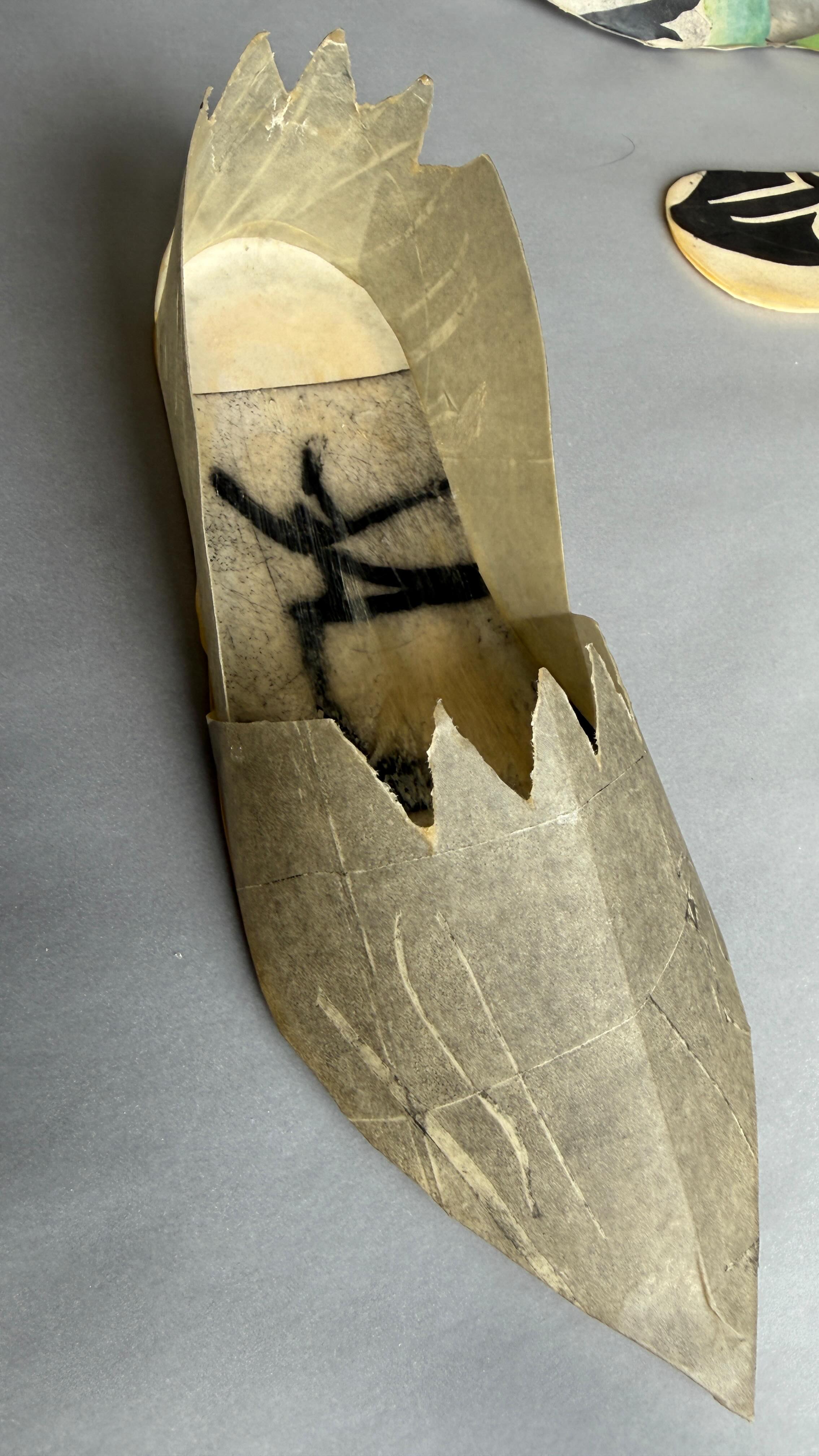 Five Left Feet, Except They’re Not. I learned a lot about wax, glue, form, ink and my hot plate today. It was grand!how do I make little heels? can I with no arch? who knows? Have a good weekend everyone. I’ll be @southbank_printmakers all day Sunday so come by and say hello. There’s also an incredible FLASH SALE so bargains to be had! #printmaking #slippers #beeswax #recyclingprints #fiveleftfeet