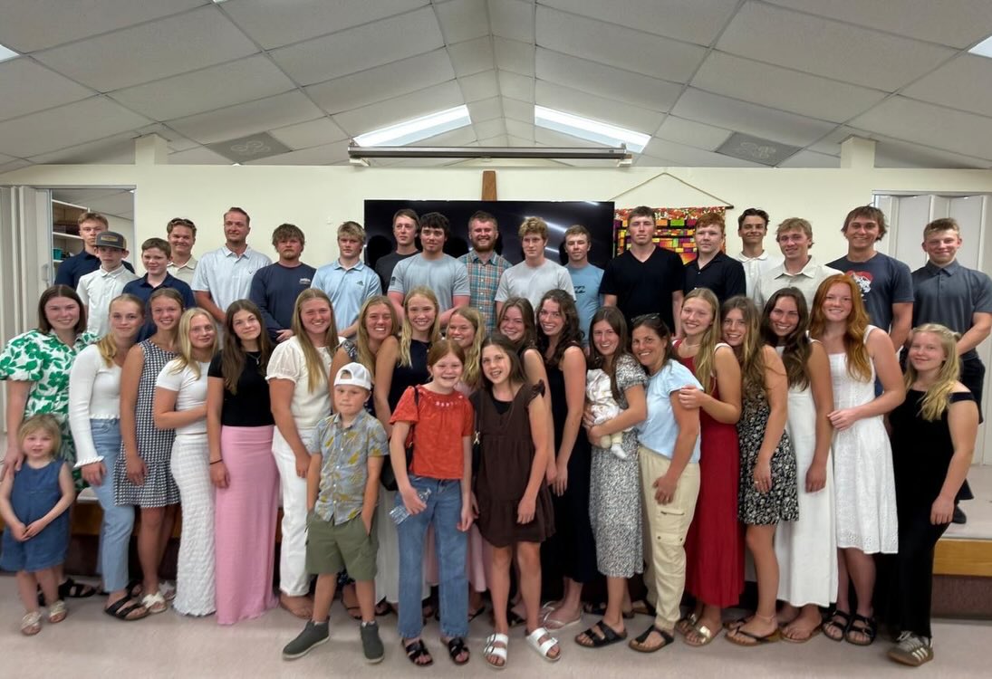 Beach Days in Stuart, Florida, held March 28–30, was attended by about 100 people. Many elders and families residing in Florida were present, along with youth who traveled from as far as Finland, Michigan, Washington, and Minnesota. Services and a presentation were given by visiting speaker Daren Hendrickson of Monticello, Minnesota.
Guests enjoyed time at the beach, along with games and activities. Most importantly, they gathered around God’s Word in services and a presentation. A facility was rented near Stuart Beach, and all were blessed with near-perfect weather and heartwarming devotions.
“It was heartwarming to see the range of ages and places of origin attending last weekend and all participating in fellowship together. It was remarkable to see how we all came together in the peace and shelter of God’s kingdom,” Daren Hendrickson observed.
Photo 1: Beach Days visitors
Photo 2: On the right, Daren Hendrickson speaking; on the left, Sinikka Roiko interpreting into Finnish.
Text and photos: Peggy Glynn