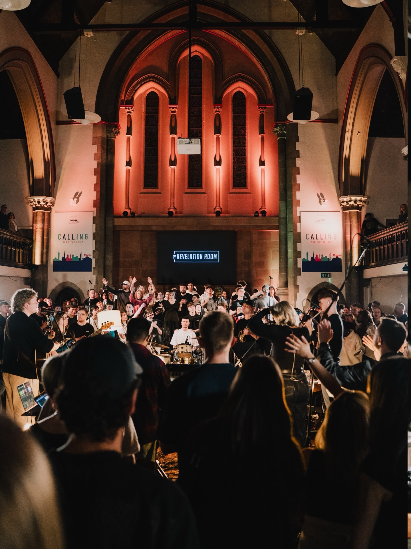 There was a joy in the room last night that you could feel.
The kind that comes when people encounter Him.
His presence filling every space and every heart.
#therevelationroom #worship #worshipnight #glasgow #scotland