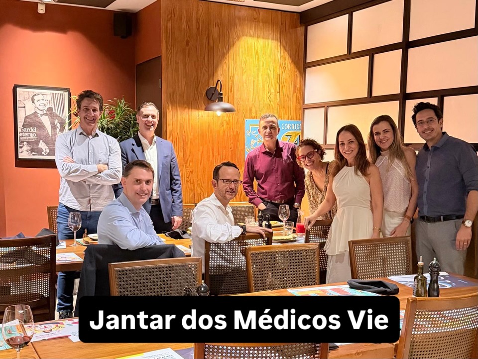 Jantar dos Médicos Vie ontem
Tivemos uma importante aula sobre Métodos Anticoncepcionais e sua relação com vários temas atuais: Canetas Emagrecedoras, Caso Clínico de Cada Paciente, Cirurgia Bariátrica, Reprodução Assistida etc.
Todos os médicos aproveitaram muito o encontro, fortalecendo os vínculos e integração de nosso time Vie.
Agradecimentos: Organon
#especialidadesmédicas #cirurgiaplástica #ginecologiaeobstetricia #cirurgiageral #cirurgiavascular