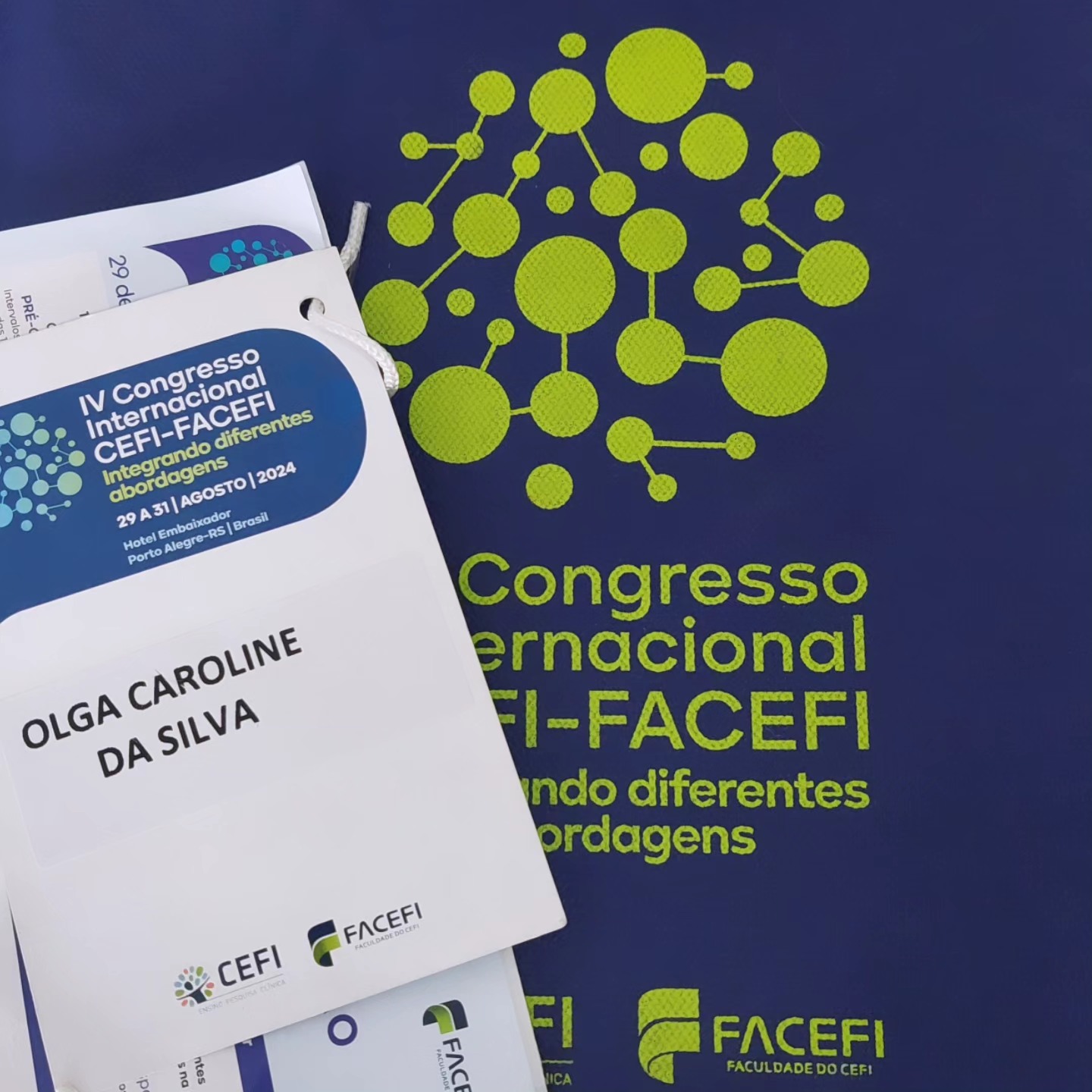 O IV Congresso Internacional CEFI-FACEFI ocorreu nos dias 29, 30 e 31 de Agosto e foi uma experiência riquíssima em vários sentidos. Que privilégio poder estar lá ao lado de profissionais tão incríveis, entregues e competentes.
Foram dias cheios de encontros, reencontro e de muitas trocas afetivas e de conhecimento. Amo a potência que momentos assim tem e o quanto me reconectam com os meus valores pessoais e profissionais 💖🌻