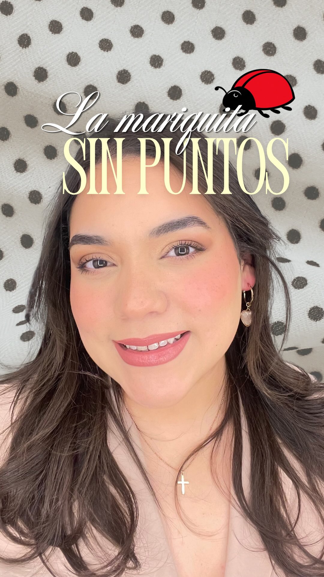 A veces cargamos etiquetas que no vienen de Dios…
historias, palabras o creencias que nos hicieron pensar que “nos falta algo”.
Pero la verdad es otra:
Dios no te ve por lo que te dijeron que eras,
sino por lo que Él diseñó desde el principio. 🤍
Como la mariquita sin puntos,
tu valor no depende de lo que otros ven,
sino de quién te creó.
“Mujer virtuosa, ¿quién la hallará? Porque su estima sobrepasa largamente a la de las piedras preciosas.” Proverbios 31:10
#IdentidadEnDios #Propósito #SanidadInterior #Fe #mujerdefe