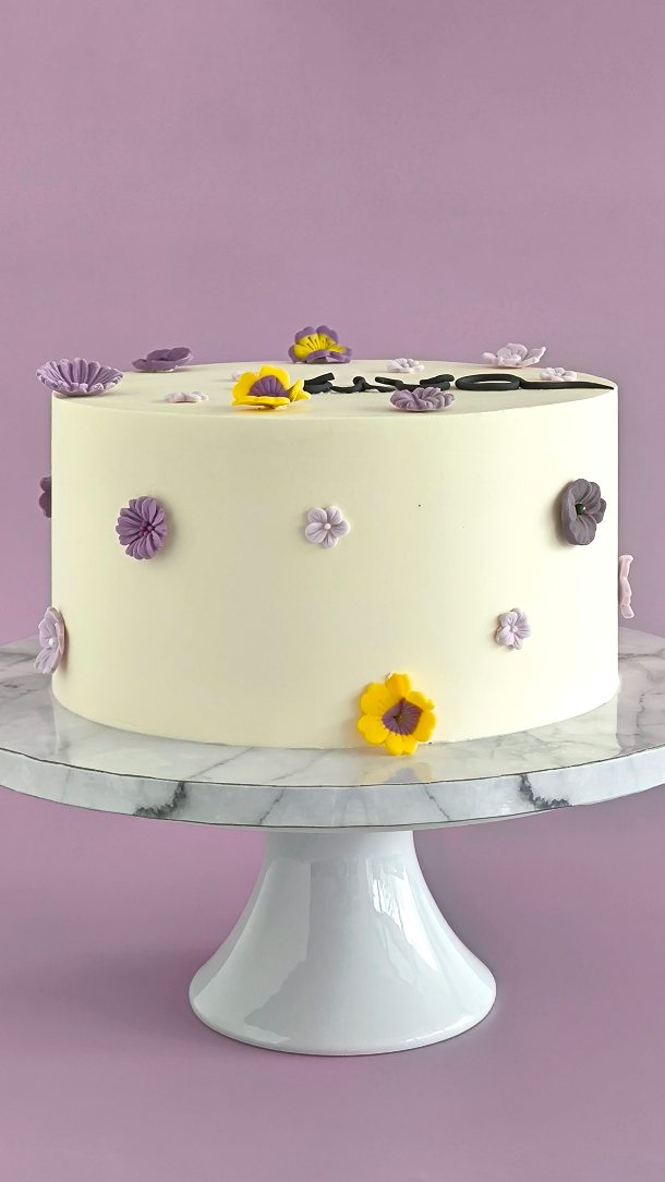 Viva 💜🧡
#sueesscakedesign #lokalbusiness #cakelove