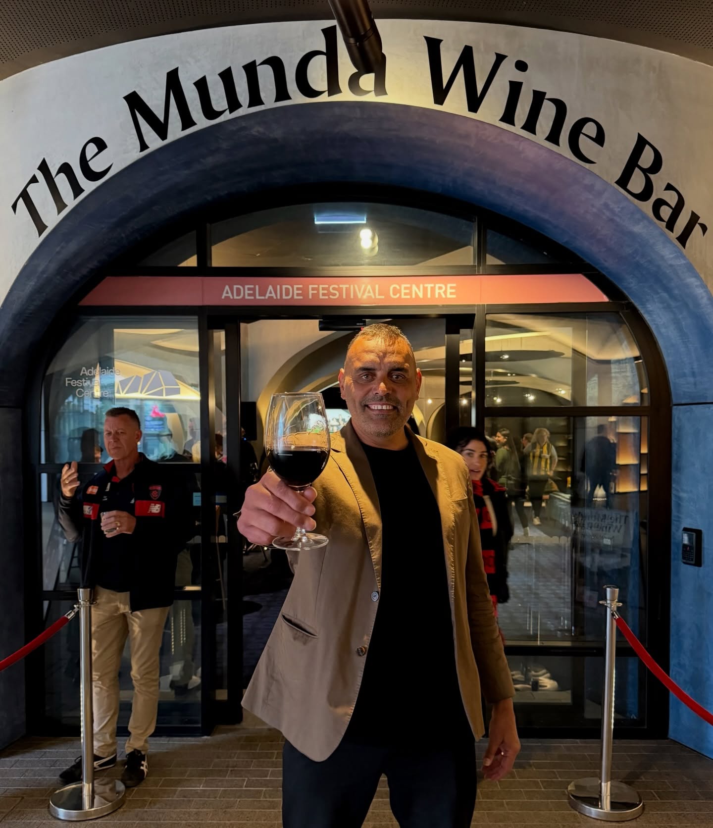 The Munda Wine Bar opens from 4:00PM today before the Port Adelaide V St Kilda game with a few special guests dropping in.
Come through before the game for a drink with Munda Wines x @sevenseasonsspirits x @gangurru_seltzer and celebrate with us.