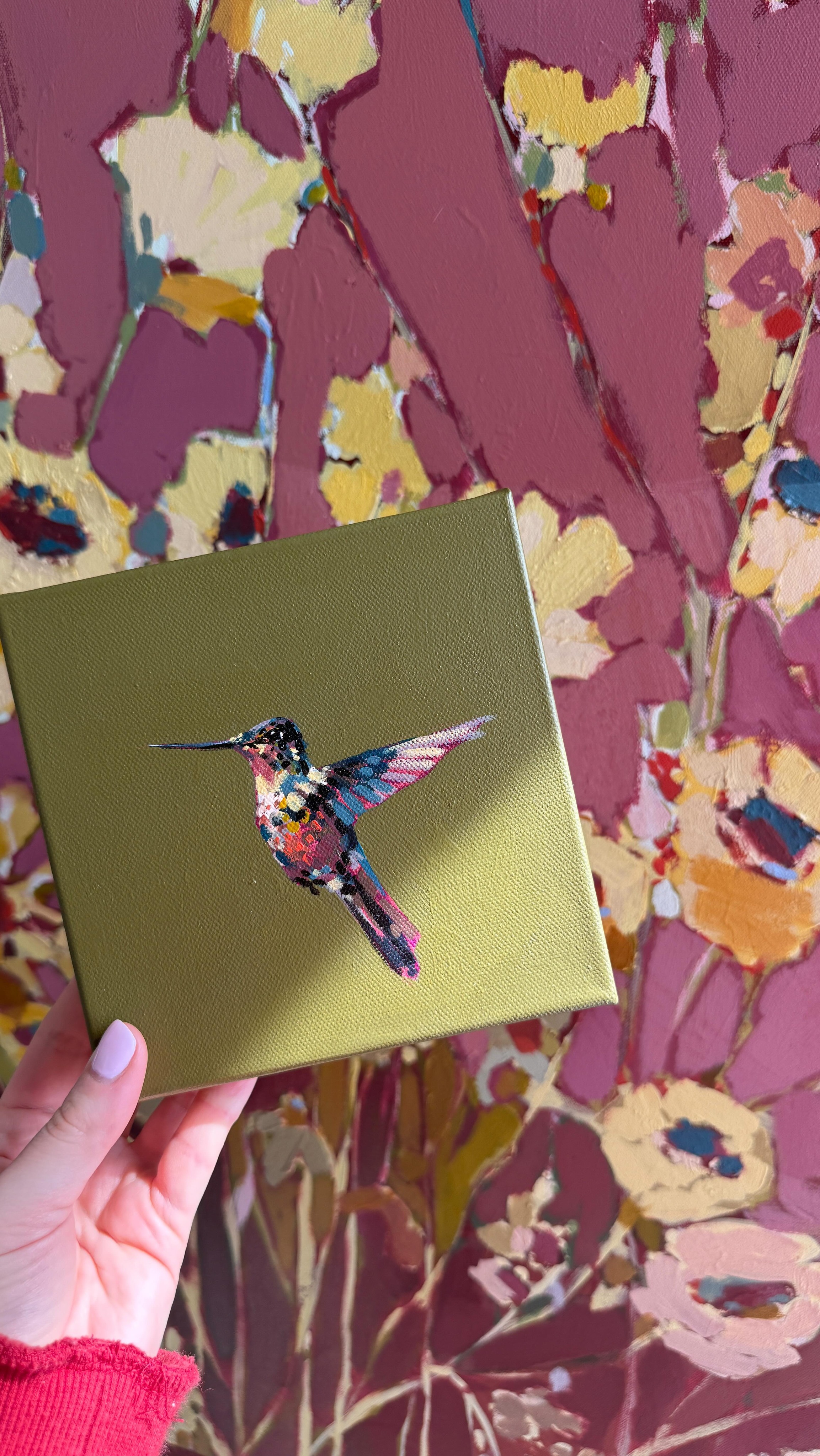 Tiny tiny details ✨
15 minis are heading over to @post220greenville next week and + more are coming very soon!
#interiordesign #artist #hummingbirdart #commissionart #artforinteriors