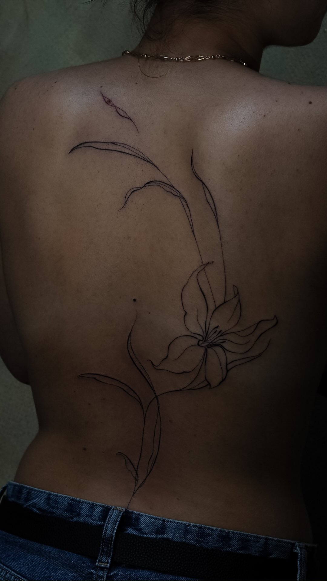 Dýško je vždycky milé gesto a moc si ho vážím 🙏
Ale není nutné, ceny mám nastavené dostatečně.
Ale víš, co pro mě má úplně stejnou hodnotu?
✨ Když mě doporučíš dál.
✨ Když si najdeš čas napsat recenzi.
✨ Když mě označíš na své fotce.
✨ Nebo když se prostě vrátíš znovu.
Tohle všechno mi pomáhá růst, dostat se k novým lidem a dělat to, co miluju, každý den 🖤
A upřímně… znamená to pro mě možná ještě o trochu víc, protože v tom je důvěra.
Děkuju za každou podporu, ať už má jakoukoli podobu.
🇬🇧
Tips are always appreciated, and I’m truly grateful for them 🙏
But do you know what means just as much to me?
✨When you recommend me to someone.
✨When you take a moment to leave a review.
✨When you tag me in your photo.
✨Or when you simply come back again.
All of this helps me grow, reach new people, and keep doing what I love every single day 🖤
And honestly… it might mean even a little more, because it comes from trust.
Thank you for every kind of support in any form.