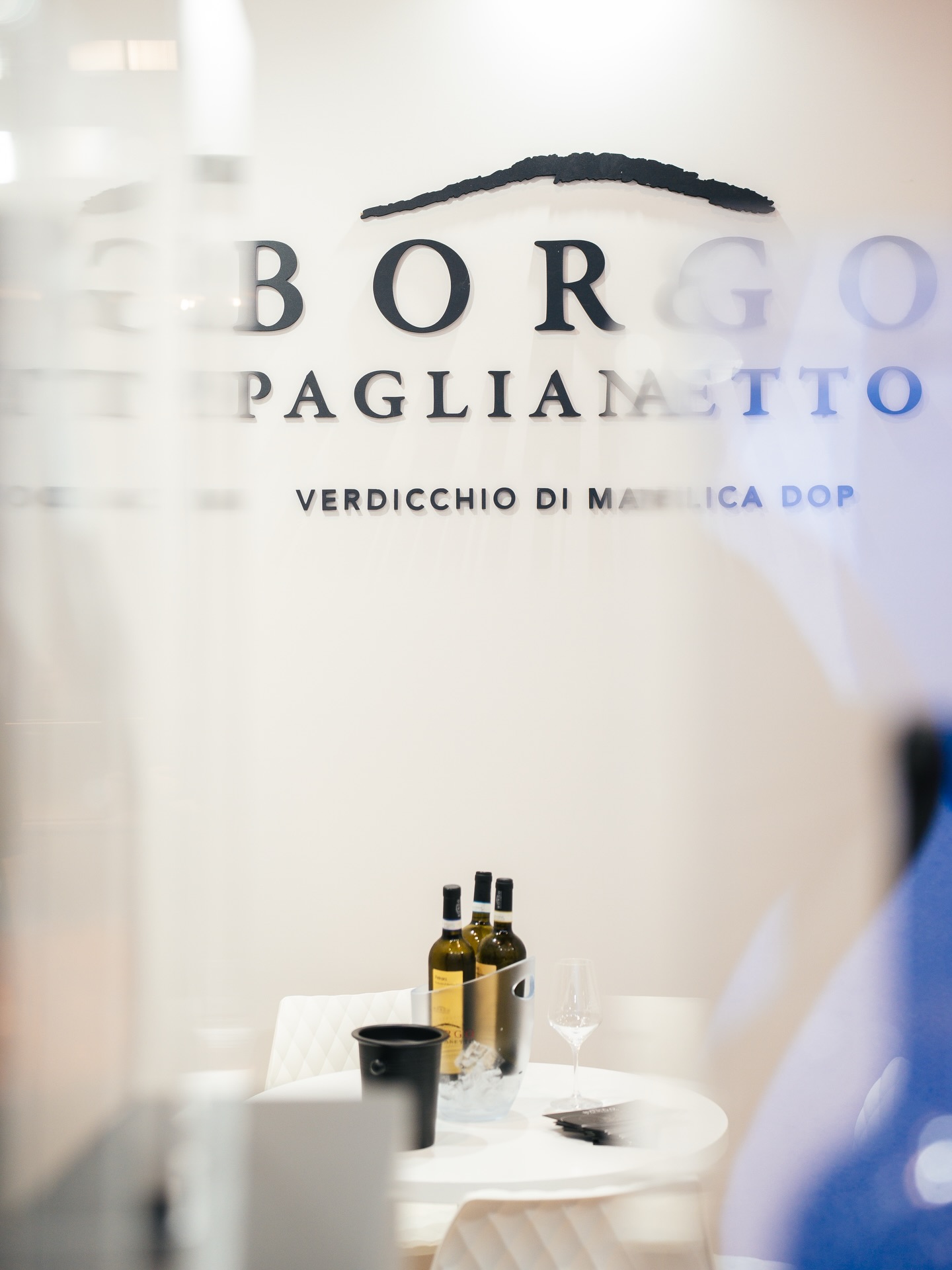 Primo giorno di Vinitaly tra tanti incontri e calici di Verdicchio di Matelica, sempre sorprendentemente versatile 🍷
Borgo Paglianetto è in tour a Verona anche domani!
📍 Padiglione 7 – Stand B9
🕚 Ore 11:00 – Sala Orchidea
👉 IL MATELICA IN VERTICALE
Masterclass dedicata al Verdicchio di Matelica Riserva DOCG e al Verdicchio di Matelica DOC
Ci vediamo lì! ✨
Day one at Vinitaly filled with great meetings and glasses of Verdicchio di Matelica — incredibly versatile as always 🍷
Borgo Paglianetto is on tour in Verona again tomorrow!
📍 Hall 7 – Stand B9
🕚 11:00 AM – Orchidea Room
👉 MATELICA IN VERTICAL
A masterclass dedicated to Verdicchio di Matelica Riserva DOCG and Verdicchio di Matelica DOC
See you there! ✨
#borgopaglianetto #verdicchiodimatelica #vinitaly #verona #organic