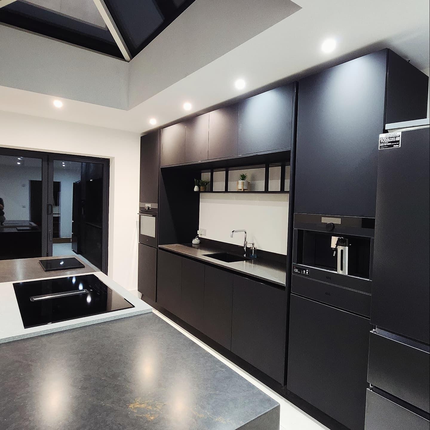 This Italian Matt black kitchen is the perfect blend of elegance and functionality. With its true handleless design, every surface flows seamlessly, creating a minimalist and sophisticated atmosphere. The matt black finish adds a bold yet timeless edge, while the lack of handles ensures an uninterrupted aesthetic, keeping the space both sleek and effortlessly stylish.
Ready to elevate your home with a touch of Italian craftsmanship? 🍝🖤
#ItalianDesign #HandlelessKitchen #BlackKitchen #ModernLiving #KitchenGoals #SleekAndSophisticated #MinimalistLiving #LuxuryInteriors #InteriorDesign #kitchendesign #interiordesign