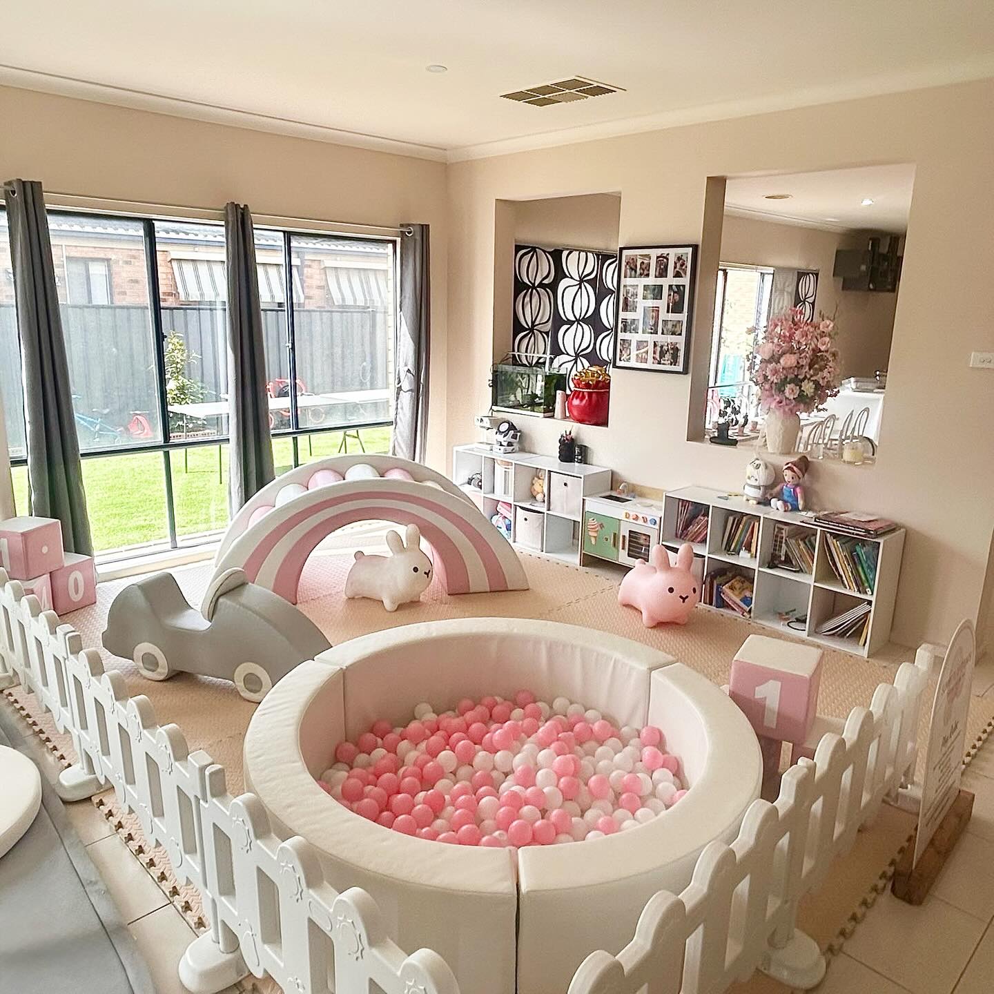 Last minute custom set for when the weather doesn’t accommodate 🌧️
Because the fun doesn’t stop ✨
📍 Servicing Melbourne & Victoria wide
🌼 www.sunnyplayevents.com.au
🌼 Customisable Packages