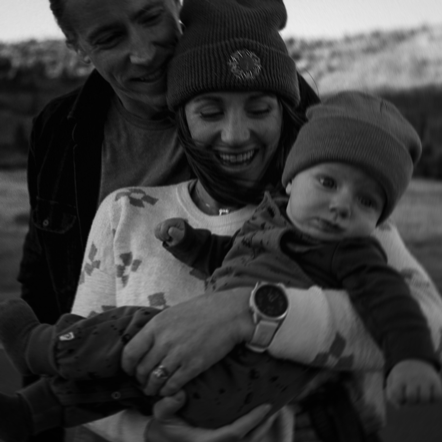 another perfect fall mini w this rad fam ā”ļø