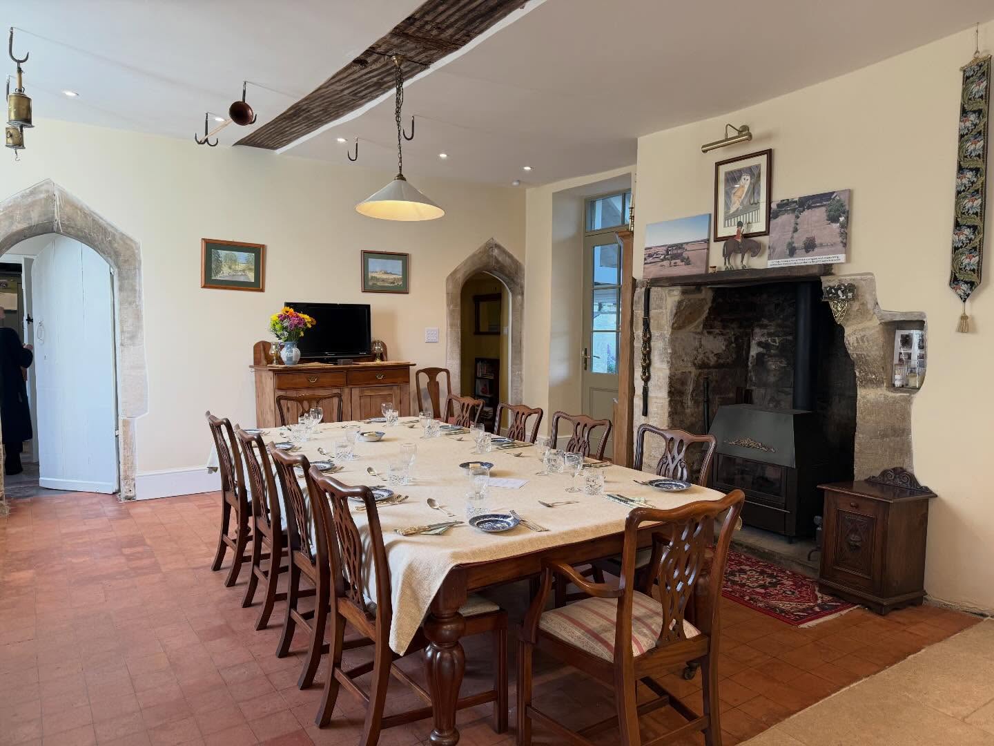 Birthday 🎁 dinner last night in King Johns Palace.
@kingjohnscottages thanks Vicky ! #privatechef #personal chef #cotswolds #dinnerparty