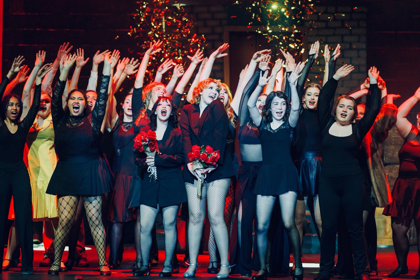 Congratulations to the entire cast, crew, pit band and creative team of CHICAGO on an unforgettable run of shows!