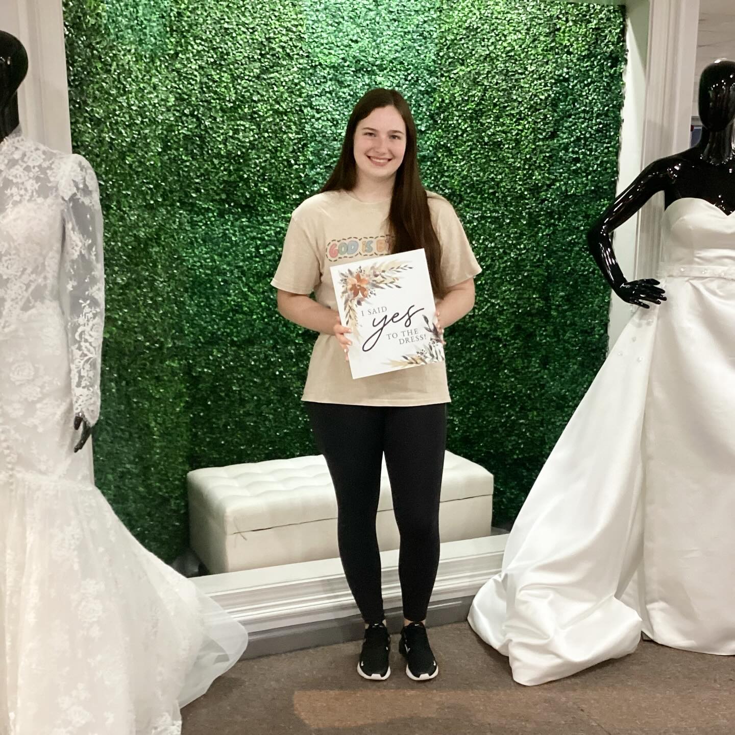 Cheers to new beginnings thanks for saying yes with us ๐
#amorebridalcouture #houstonbridalshop #houstonweddingvendors
#bridaltrends