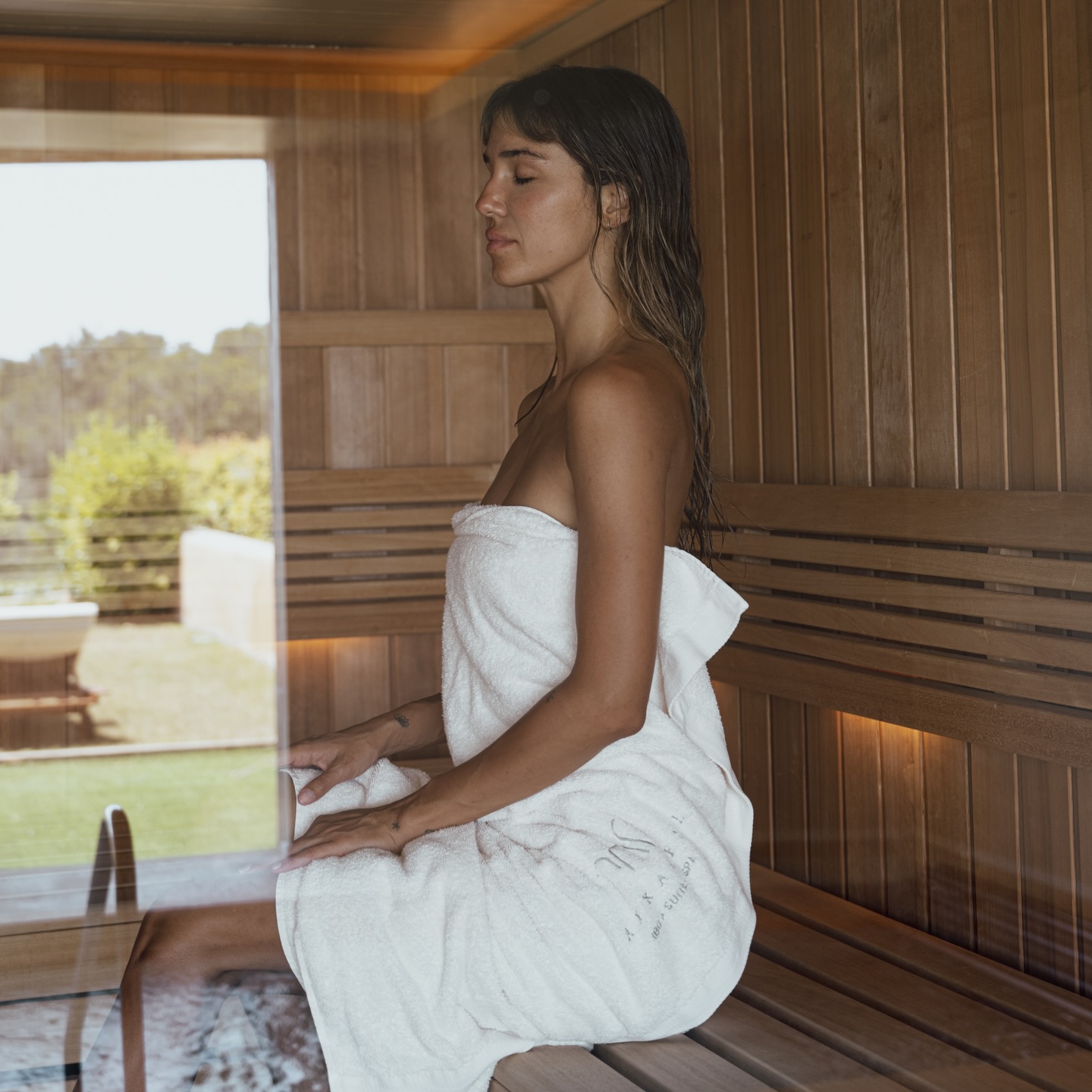 Looking for the perfect reset? Amara Wellness offers tailor made treatments to get the full reset you’re looking for! From movement to massages to biohacking, what are you looking for?
Www.amarawellnessclub.com
#amara #amaraibiza #ibizawellness #ibiza #ibizareset