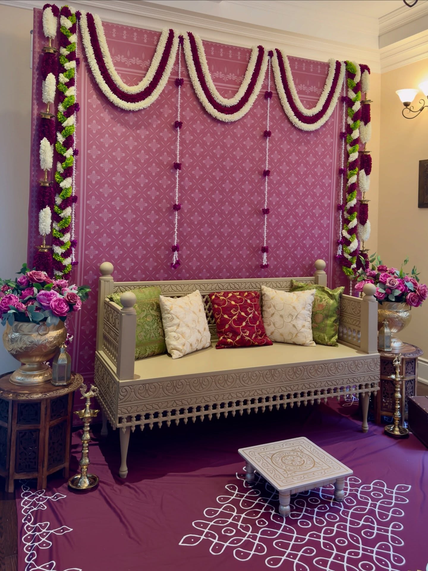 Love the purple and green combo!
.
.
Decor & Styling- @evenwoodpartydecor