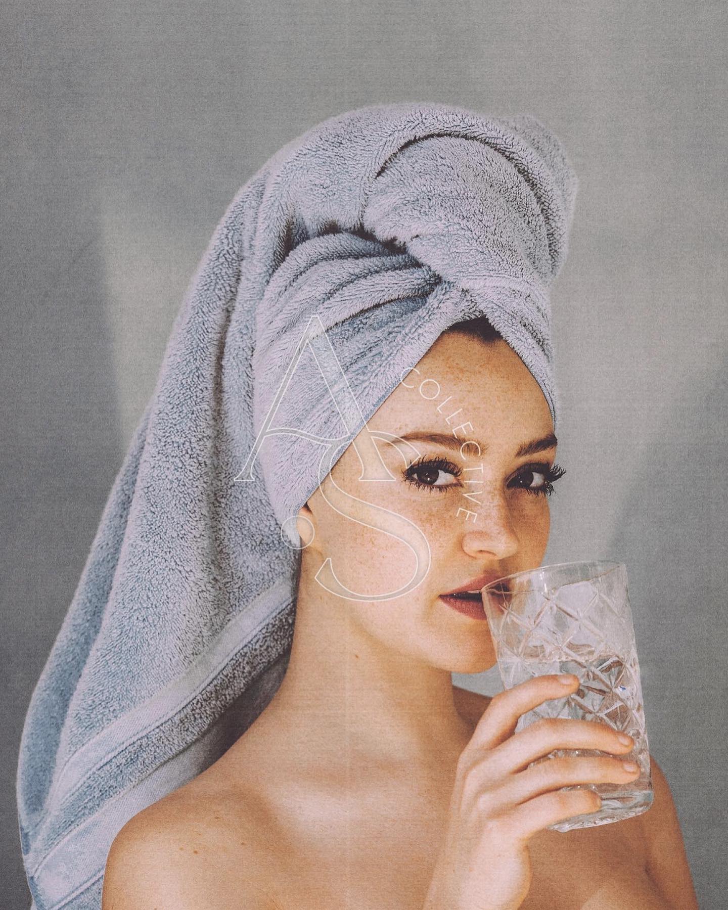 Australian Skincare Collective • Ethical, Sustainable and Australian beauty products that encourage conscious consumerism.
〰️ I have released a three part series of this brand reveal on my profile. This is 2 of 3.
The Australian Skincare Collective (ASC) will be an online retail platform for small businesses and consumers to connect; cultivating a community for those who share a passion for quality, sustainable, Australian skincare brands. The platform will offer an efficient, hassle-free forum supporting conscious consumerism within the beauty industry.
The carefully selected collection of beauty, skincare and wellness products align to a specific criteria; providing the promise to consumers that their purchases are ethically sourced, Australian and sustainable.
LOGO INSPIRATION
Seeking inspiration from Australian landforms and landscapes. Organic and full of movement, the icon reflects the deep layers the poetic outback. The earthy colour palette is symbolic of our iconic red dirt, crisp blue skies, fresh oceans and blistering sun. The Australian elements at play.
ASC has conducted a soft launch, and is currently building up their repertoire of incredible brands. If you know of an Australian sustainable skincare company - reach out to them via Instagram.
@australianskincareco
Photography Credit:
(1) Pexels
(2) Moyo Studio
(3) The Kimberley’s - Salty Aura
-
#australianskincarebrands
#australianskincare
#beautybranding
#skincarebranding
#branddesign
#graphicdesigner
#graphicdesignmelbourne #graphicdesignerperth
#brandingdesign
#brandideas
#logodesign
#modernlogo
#minimallogodesign
#freelancedesigner #freelancegraphicdesign