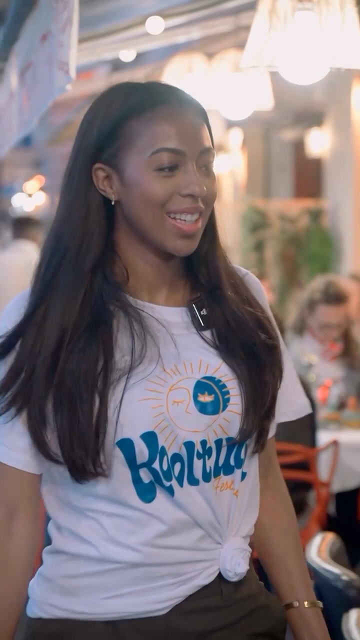 Ils Ă©taient venus pour mangerâŠ
mais ils ont vite changĂ© dâavis đđ„
Un t-shirt. Une rencontre.
Et tout bascule.
LâĂ©nergie, les vibes, les connexionsâŠ
câest ça Kooltura.
On se retrouve le 2 mai.
KOOLTURA
đïž Lien en bio
Es ben pa kumĂ©âŠ
ma es muda ideia rapidu đđ„
Un t-shirt. Un enkontro.
I tudu muda.
Energia, vibes, ligasonâŠ
es Ă© Kooltura.
N ta enkontra dia 2 di Mai.
KOOLTURA
đïž Link na bio
Plus que quelques semaines⊠soyez prĂȘts, ça va bouger rapidement ! đ
Les acteurs : @ngcontent / @jpapinhoo / @corinafernan / @djelysaah
Restaurant : @ocap.restaurant đ
RĂ©alisĂ© par đ„ @kartalastudio_
#koolturafestival #nice #concertlive #garry #festivalvibes