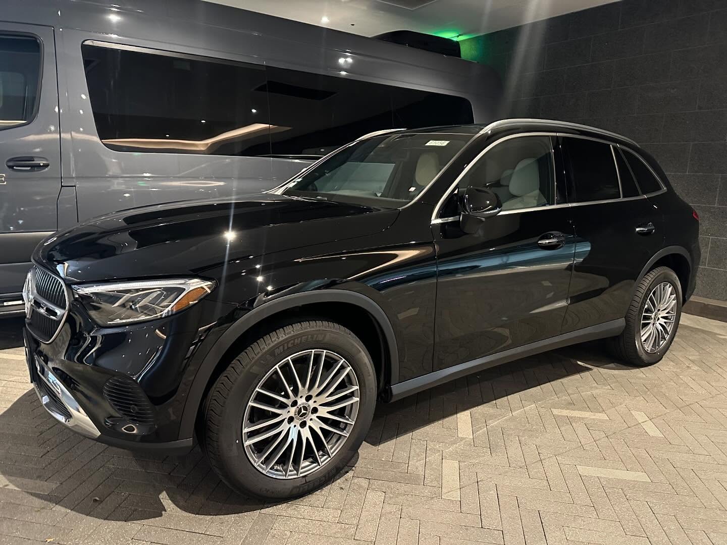 Summer time fine 😎 book your next car detailing service with us! Visit our website (link in bio) and book today!
.
.
#autodetail #autodetailer #autodetailing #clean #fresh #flawless #carculture #simplyclean #carlifestyle #dailydriven #luxurylifestyle #luxury #lux #interiordesign #exteriordesign #sanfrancisco #luxury #restoration #exteriordesign #restoration #detailing #carwash #bayarea #carcare #mobilecarwash #cargloss #carshine #auto #bayarea