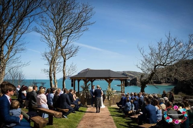 ✨💙 🐚Laura & Hugh’s wedding day at @watermouthcoveweddings was simply epic!! They are one of the coolest couples and this has to be one of the most amazing weddings captured ever! … Imagine paddle boarding around the cove after your ceremony and into your guests for a confetti shot??? That’s exactly what they did… and all in their wedding outfits! The sun was shining, the drinks were flowing, fun and games had by all to boho beach vibes and the coolest award winning sax player ever… Lucy Harvey - Vocalist & Saxophonist
The biggest of happy anniversaries to you and all the love in the world to you both!!! I wish you the very best in your marriage and here is to many wonderful adventures especially with your gorgeous daughter Roxana! Lots of Love always, Laura xxx
Dress @catherine__deane from @hannahelizabethbridal
Make up @chloebondmua
Hair @minxylinz2012
Suit @mossbros
Florist Petal and Posie
Rings @timothyroefj & @manlybands
Shoes @havaianas & @converse
Cake Laura & Hugh’s mum
Catering @hacatering
Saxophonist @lucyharveysax
Band The Nashville Heat
#coastalwedding #northdevonwedding #devonweddingvenue #devonweddingphotographer #freeformimagesphotography