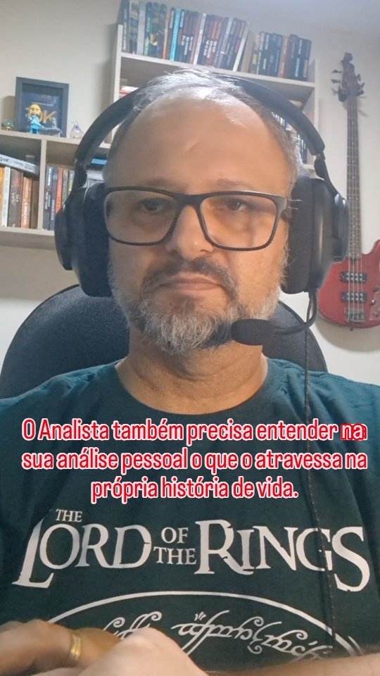 A necessidade do psicanalista fazer sua análise pessoal com outro psicanalista para também identificar o que o atinge.
No dia a dia vamos lidando com situações e pessoas que ativam gatilhos ligados à nossa história de vida e que nós atravessam de forma pesada. Na análise pensamos nessas coisas e entendemos de onde vem e qual a nossa reação a elas.
#psicanalista #Psicanálise #terapia #saudemental #explorer