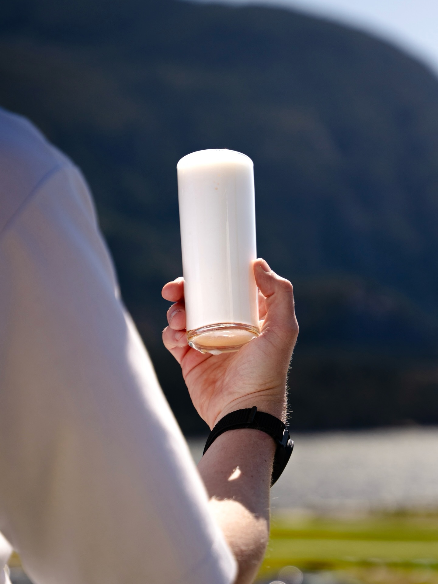 MLIKO / MILK POUR
As part of our Local’s Tuesday, we’re serving MLIKOS, but what are they…
The word translates to Milk and it began as Czech novelty order, served as a dessert, drunk between beers or as an on-the-house nightcap from the generous bartender.
They’re available to order at House of Lager because we want to highlight the taste and texture of the foam on our beers.
We use side-pour liquor faucets that you’d commonly see in Czech beer halls, they allow us to achieve thicker, creamier & sweeter foam as you can hold off a lot of the Co2.
Beer drinkers might often have a negative perception of foam as the more commonly used plunger taps produce that airy, acidic foam that you definitely wouldn’t want a full glass of.
It’s a fun one to try, and see how much beer is trapped in that dense foam, if you leave it to settle, it’ll half, and we’ve priced accordingly.
Give it a try, EMBRACE THE FOAM !