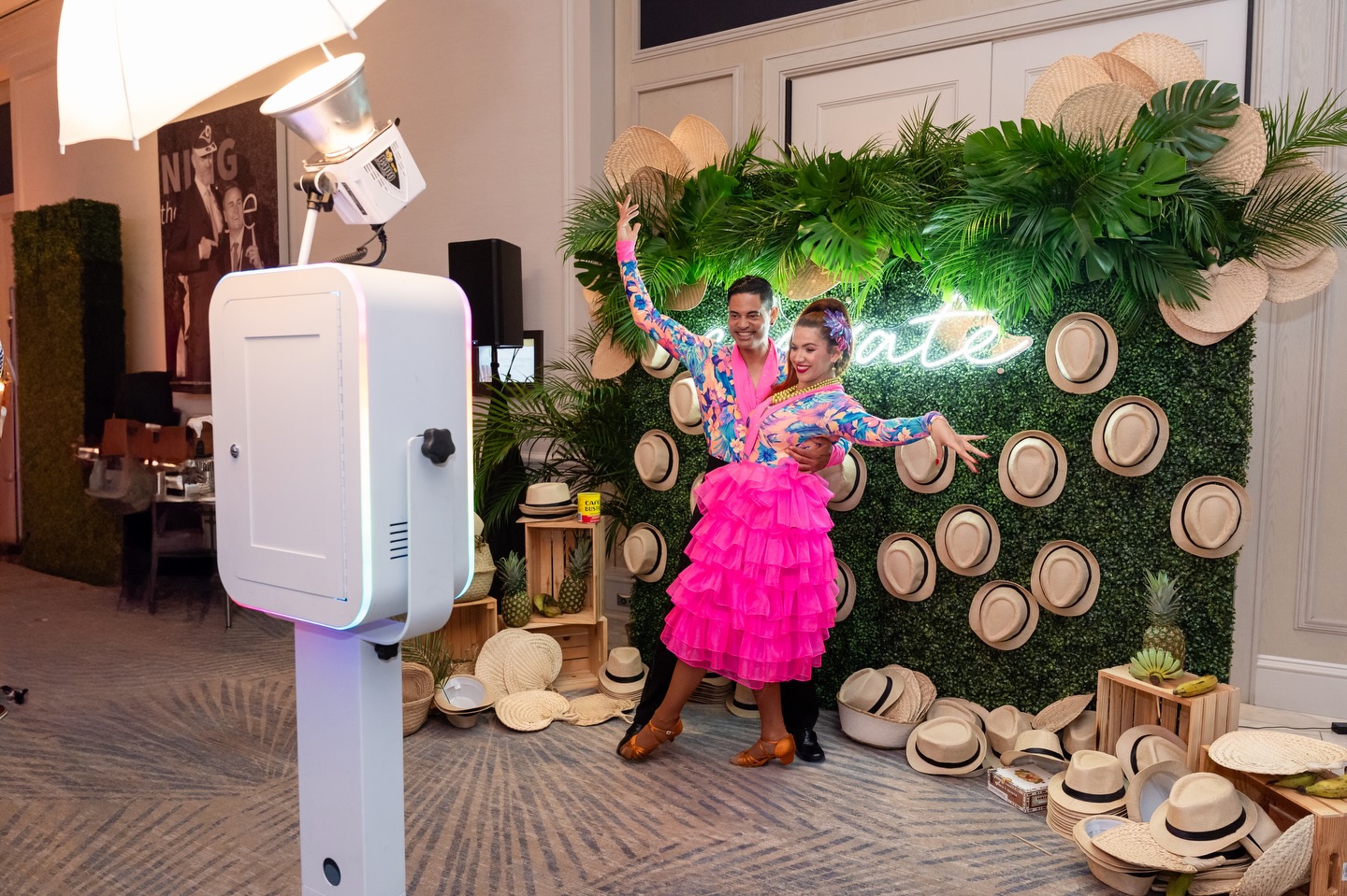 Where design meets experience ✨
An interactive moment that brought the energy, the color, and the memories to life—because every detail should be felt, not just seen.
And to really bring in the Miami taste, our friends from @miamicigarentertainment brought live cigar rolling to the guests!
Una noche para recordar!
.
.
.
#EventExperience #CorporateEvents #MiamiEvents #LuxuryEvents PhotoOpDesign EventDesigner InteractiveMoments BrandExperience EventStyling LuxuryDesign MiamiEventPlanner