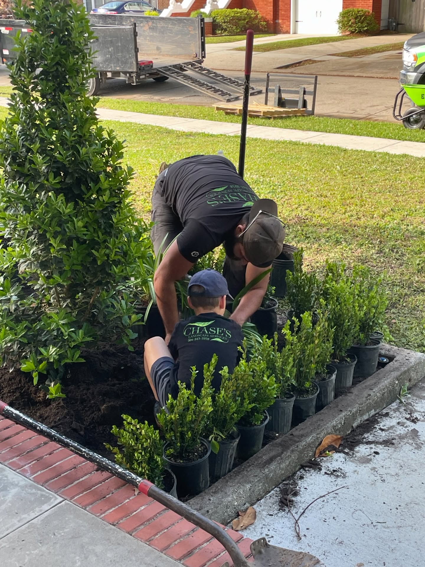 Little hands sometimes come help - and he loves it!
#landscaping
#homeschooling
#hardwork