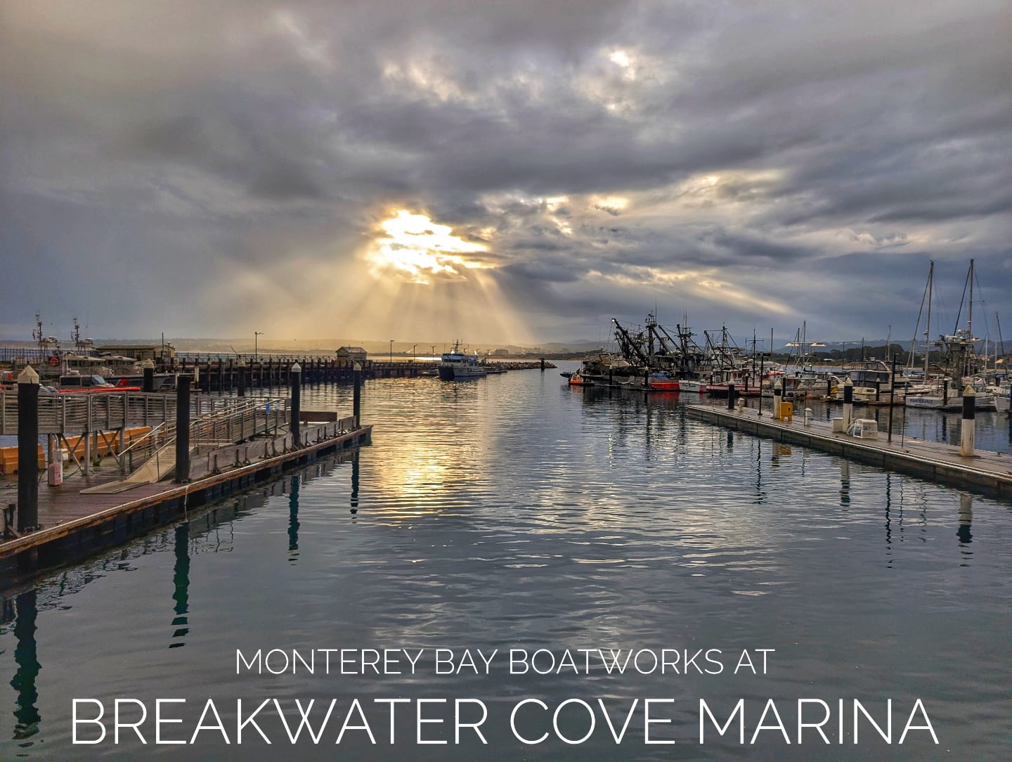 Even stormy weather gives the Breakwater Cove its own kind of charm.
Stay dry out there, we're open until 5pm.
#Breakwater #Marina #Boatworks #Monterey #BreakwaterCoveMarina