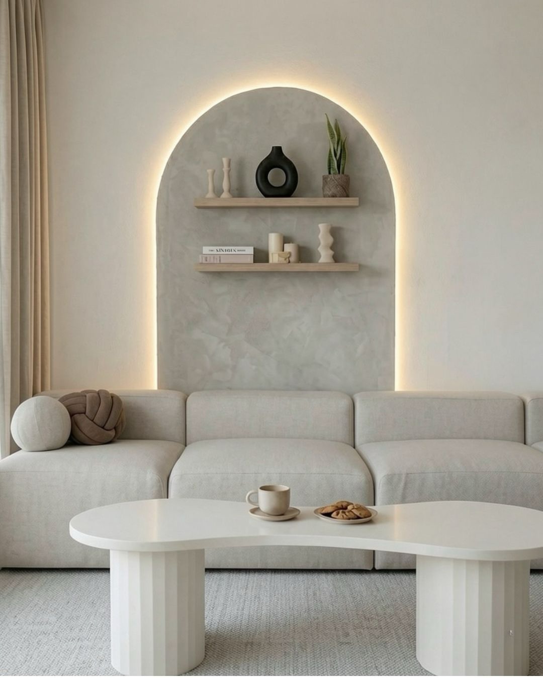 כשהיא רוצה סלון כמו בפינטרסט 📷🪴
.
.
.
.
.
#pinterest #עיצובפניםוהוםסטיילינג #סלוןמעוצב