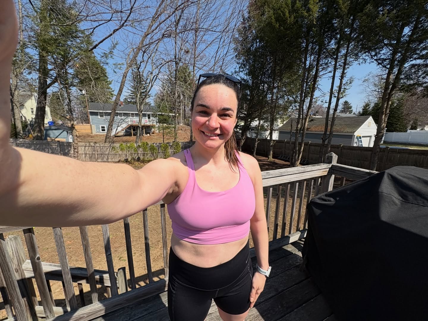 ✨Weekly Recap✨
Three runs 🏃🏻♀️
Three lifts 🏋🏻♀️
Many boxes moved 💪🏻
Still exploring the new neighborhood and realizing how many hills there are, which is great for training. It’s also shorts and sports bra weather again 😍 Consistency is key 🔑 #run #runner #coach #marathon