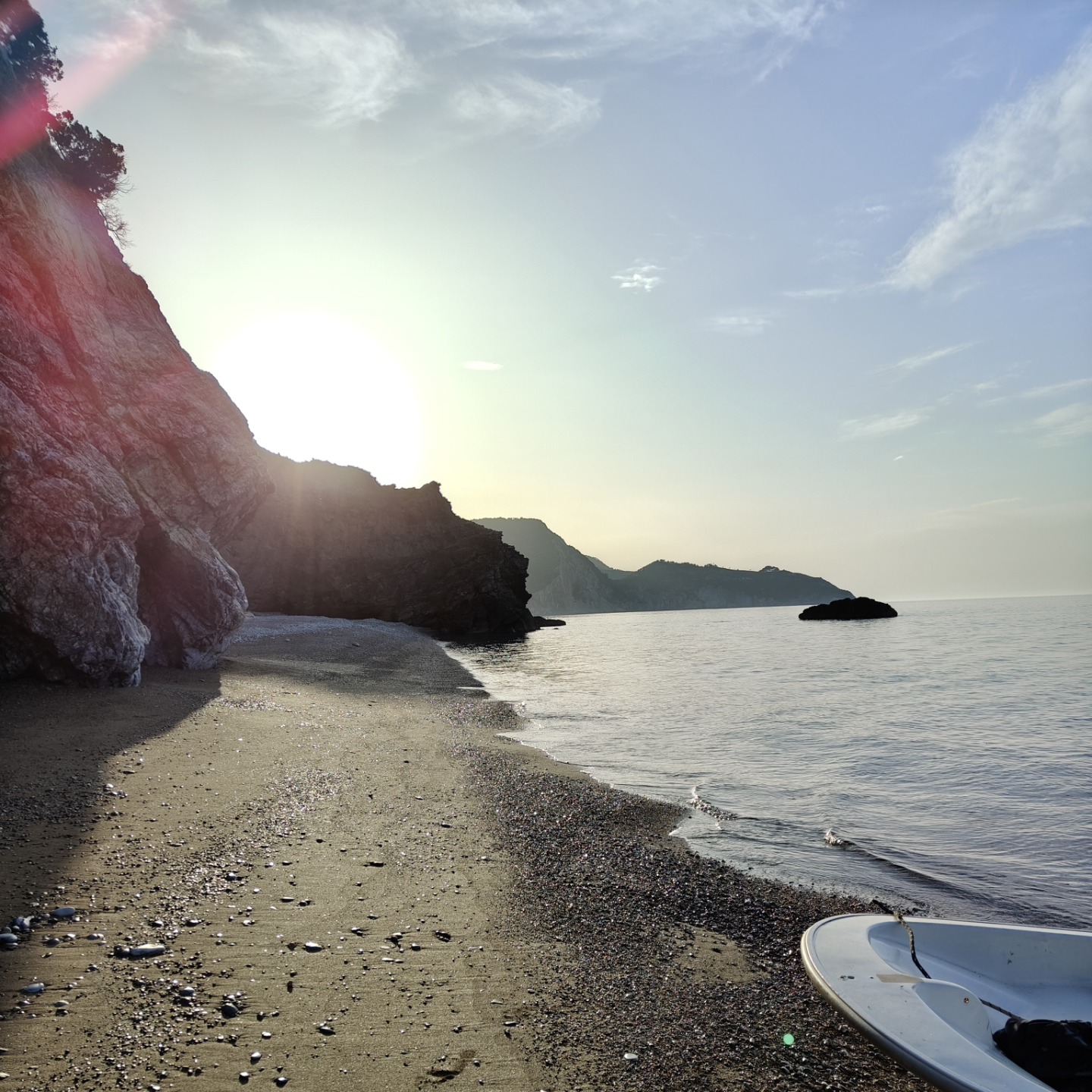 Skopelos evenings #mythicalcreatures #daycruise #skopelos #alonnisos #sailingingreece #sporades #sailinginskopelos #wooden boat #Ena #skopelosisland #enaboat #charter