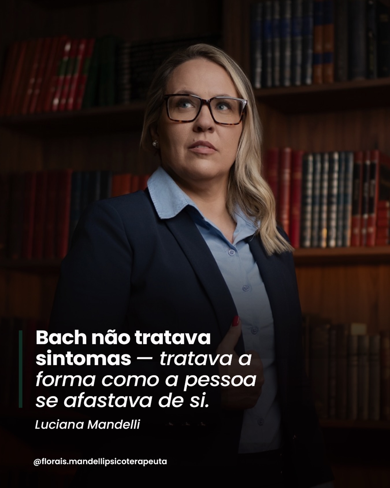 Bach não estava interessado apenas no que doía. Ele estava interessado em quem se afastava de si para que aquilo doesse daquela forma.
Porque o sintoma, muitas vezes, é só a superfície visível de um desalinhamento mais íntimo. Uma espécie de desvio silencioso entre quem a pessoa é e quem ela passou a ser para dar conta da vida.
A ansiedade, o medo, a irritação, a exaustão — não são, em si, o centro do problema. Eles são expressões.
Expressões de um movimento anterior: o momento em que alguém começa, pouco a pouco, a se desconectar da própria natureza. E aqui está um ponto que muda tudo na clínica - e também na forma de compreender os florais: não se trata de eliminar o sintoma como um erro a ser corrigido. Mas de compreender o que nele denuncia um afastamento.
Bach via isso com uma precisão rara: cada estado emocional não era um defeito —era uma pista. Uma indicação de onde a pessoa deixou de se escutar,
de se respeitar, ou de se sustentar.
Por isso, a terapia floral não atua como contenção.
Ela atua como reconexão.
Ela não silencia o que aparece — ela reorganiza o campo interno para que a pessoa possa, novamente, habitar a si mesma.
E talvez a pergunta mais importante não seja: “o que eu estou sentindo?” Mas sim: em que ponto eu comecei a me afastar de mim para que isso se tornasse necessário?
É nesse retorno — e não no combate ao sintoma —
que a verdadeira transformação começa.
@florais.mandellipsicoterapeuta
#florais #terapiafloral #autoconhecimento #saúdemental #emocional