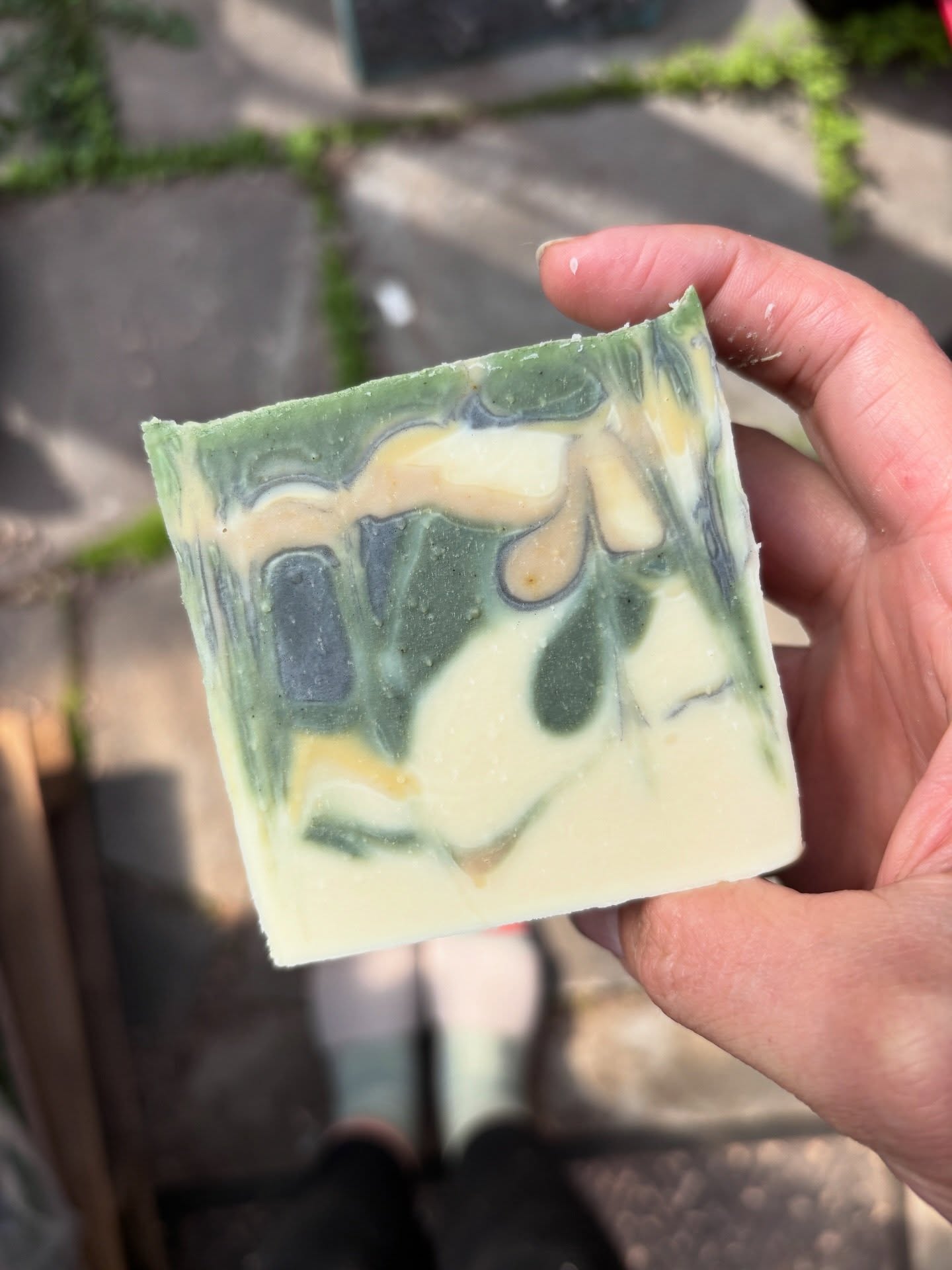 This is my favorite bar from the new Beautifully Bare soap. That yellow tear drop 😍😭. I’ll never be able to recreate it.
Oh and in a previous post I said I’d have 5 new soaps coming up but it’s more like 15. I think I have a problem. 😬
#comingsoon #artisansoap #beautifullymade