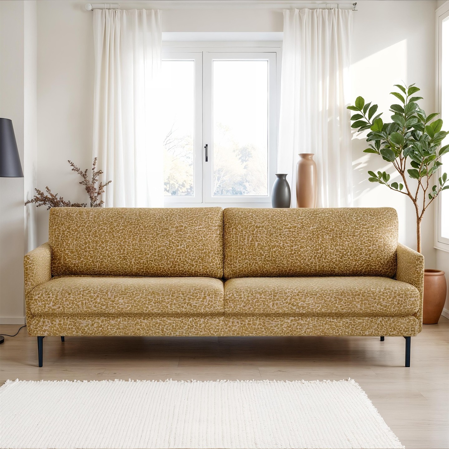 Eläimellistä menoa! Kumpiko näistä hurmaavista kangaskuoseista on sinun valintasi: seepra-raidallinen vai gebardi-pilkullinen?
Sohvamalli: Nordic D2 220
Verhoilu: Cheetah 3 / Zebra 31 @lauritzons
Jälleenmyyjä: @maskun_kalustetalo