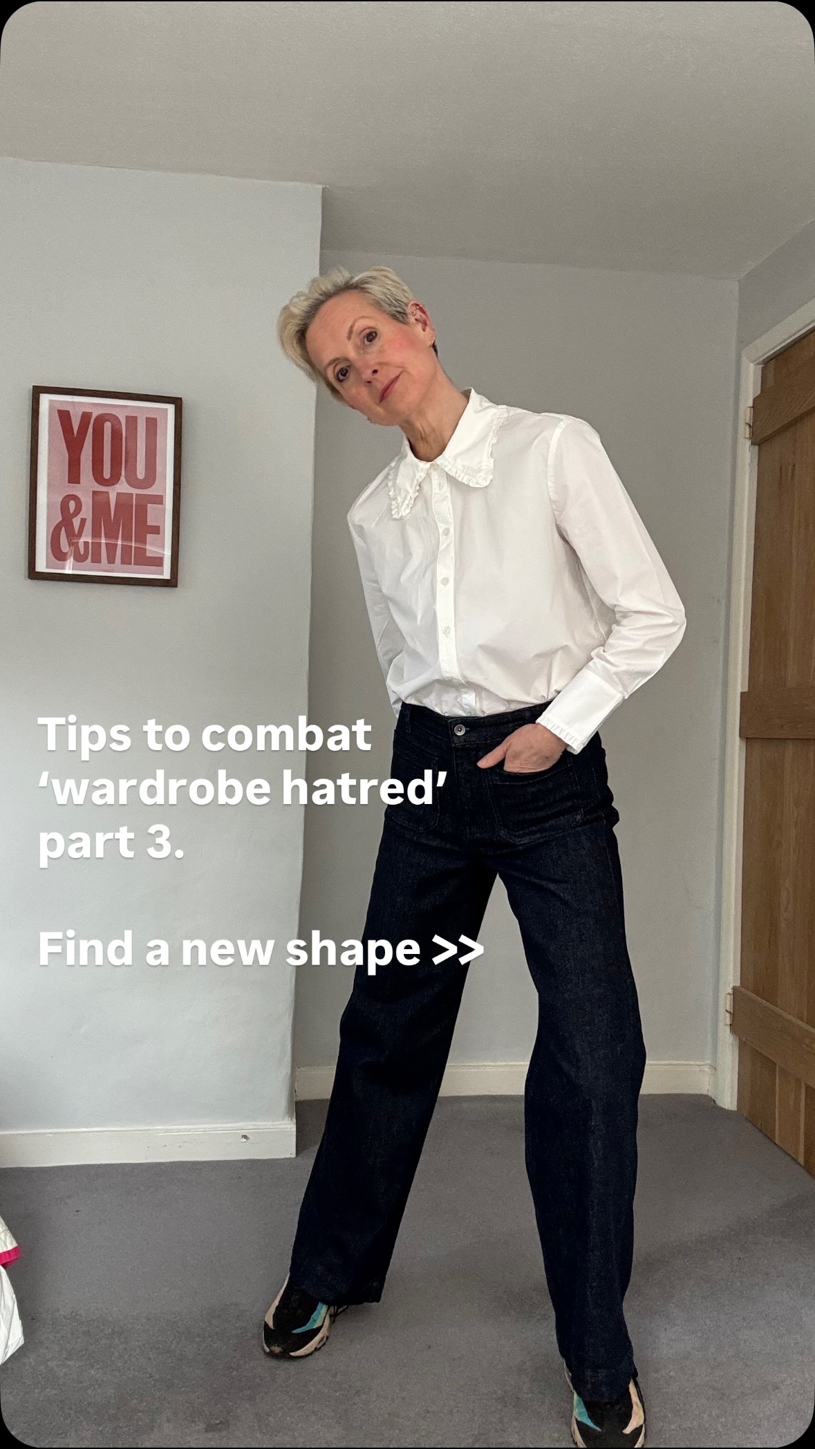 Part 3 of tips on what to do when EVERYTHING IS WRONG in your wardrobe.
Find a new shape.
I’d never tried high-waisted (and wide) trousers before and they really worked to create a whole set of new looks.
Refreshing the parts of my wardrobe other items couldn’t reach (IYKYK).
Give it a go. Let me know how you get on.
Personal stylist, wardrobe crisis, spring dressing, spring style, new look wardrobe, over 40 style, over 50 style, high-waisted trousers.