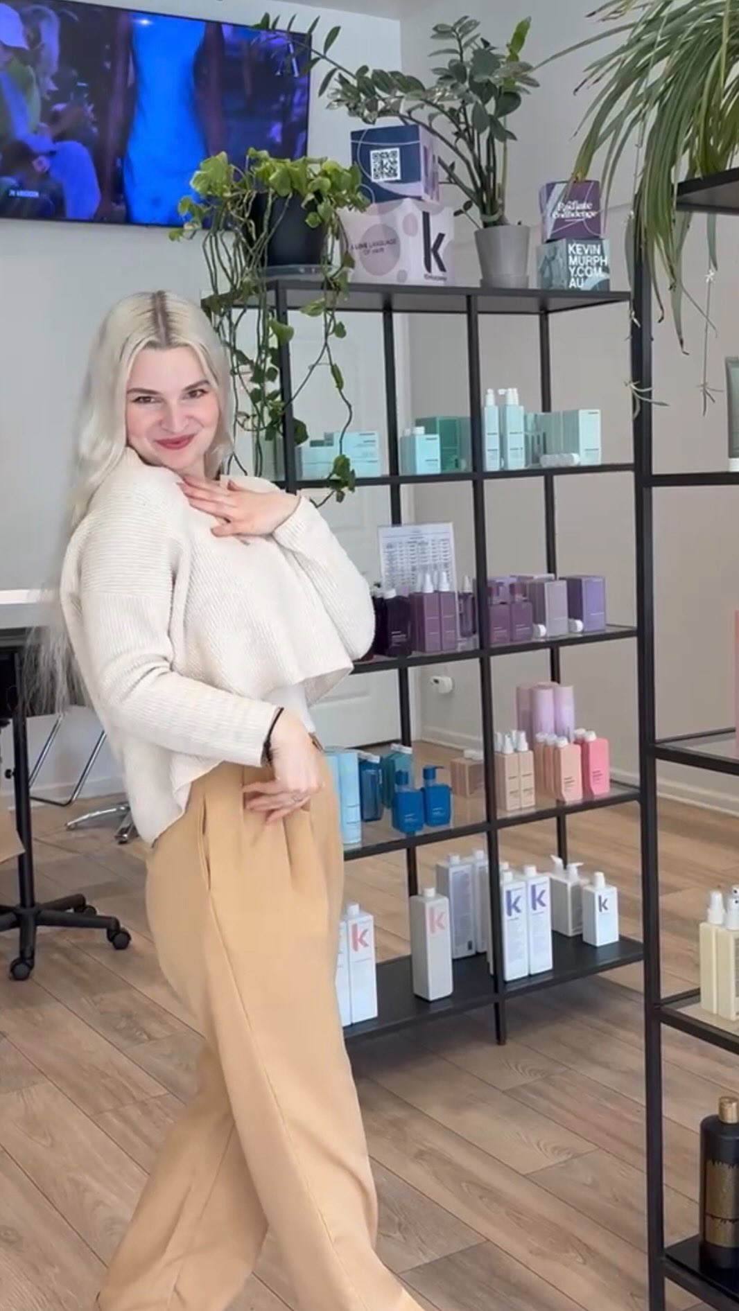 That’s the way we like it 🤗💚
#robertjeffreysalon #lakeviewsalons #roscoevillagesalon #lakeviewchicago #chicagohairstylist