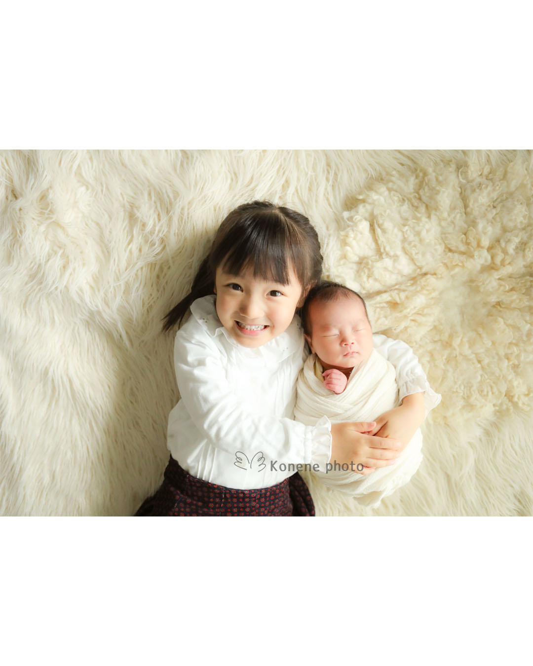 【ニューボーンフォト倉敷/岡山 コネネフォト】お姉ちゃんと一緒に♡とってもいいお顔してくれました!
✩・*・5月、6月、7月出産予定のママへ・*・
撮影予約受付中です✨️
▶プラン料金
@konene.photo
↑プロフィールリンクより
ホームページから
ご覧ください
▶ご予約・お申込み
@konene.photo
↑プロフィールリンクのLINE公式から
簡単にお問合せできます
またはホームページの
contactからお申込みください
LINE公式ID→@216ipmrh
友達追加の後、トークから
スタンプ1つお願いします。
(@をつけて検索)
・-・-・-・-・-・-・-・
ご予約は妊娠中から
安定期以降受付けています
*出産後にお日にち調整します
産後のご予約の場合は
空いている日程での
ご案内になります
・-・-・-・-・-・-・-・
<営業>平日9:00~15:00
土曜日定休・日祝要相談
゚・*:.。. .。.:*・゜゚・*:.。. .。.:*・゜゚
ニューボーンフォト出張撮影
konenephoto(コネネフォト)
有富ねね
倉敷・岡山・総社・笠岡・
井原など周辺地域へ
出張撮影しています
スタジオ撮影もできます
゚・*:.。. .。.:*・゜゚・*:.。. .。.:*・゜
#ニューボーンフォト
#ニューボーンフォト倉敷
#ニューボーンフォト岡山
#倉敷ニューボーンフォト
#konenephoto